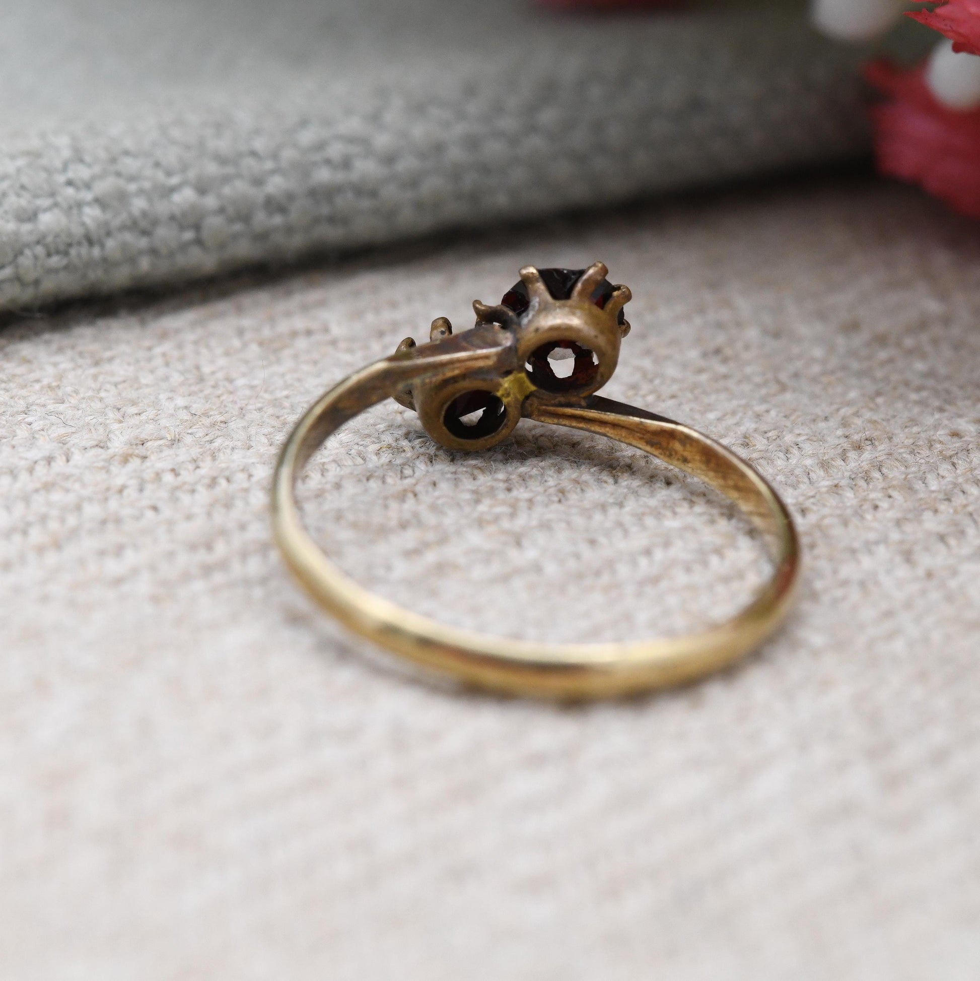 Vintage Rolled Gold Toi et Moi Ring with Red Paste Stones - True Vintage Gift c. 1950s | UK Size - L 1/2 | US Size - 6 1/4