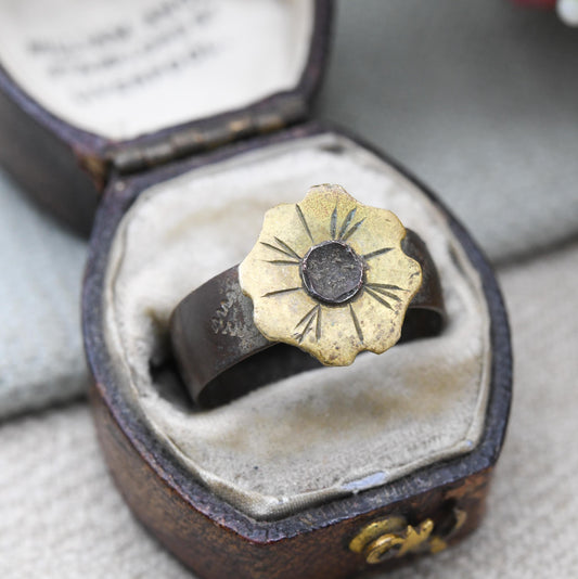 Antique WWI Trench Art Ring c. 1910s Military Souvenir Jewellery - Brass and Copper Russian Cyrillic Coin Band | Size UK - O | US - 7