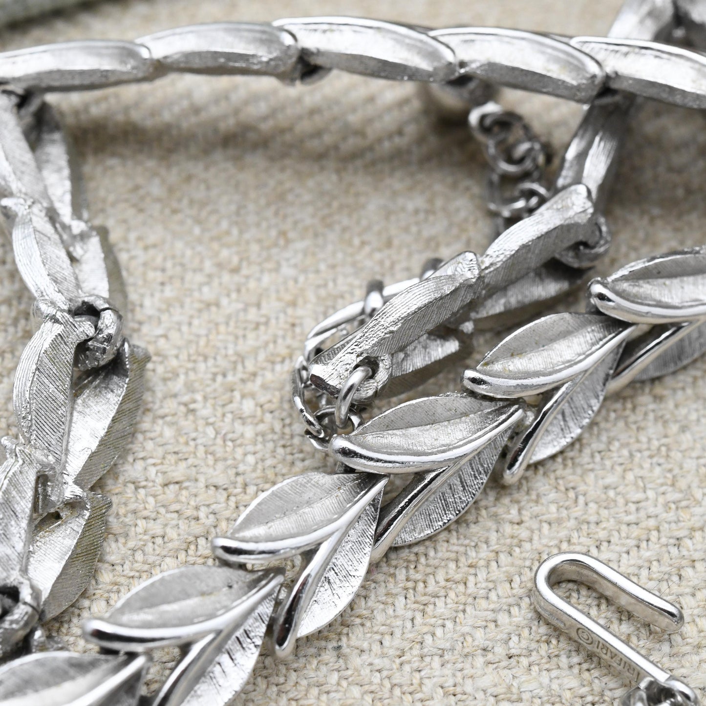 Vintage Trifari Laurel Leaf Choker Necklace Brushed Silver Tone - Mid-Century Designer Jewellery