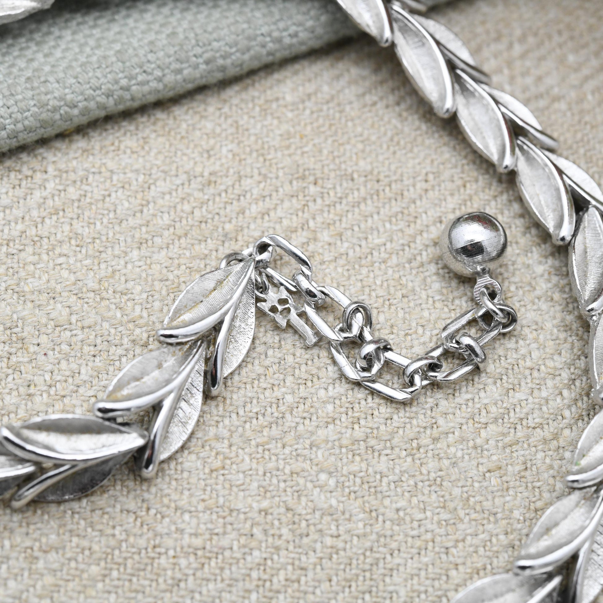 Vintage Trifari Laurel Leaf Choker Necklace Brushed Silver Tone - Mid-Century Designer Jewellery