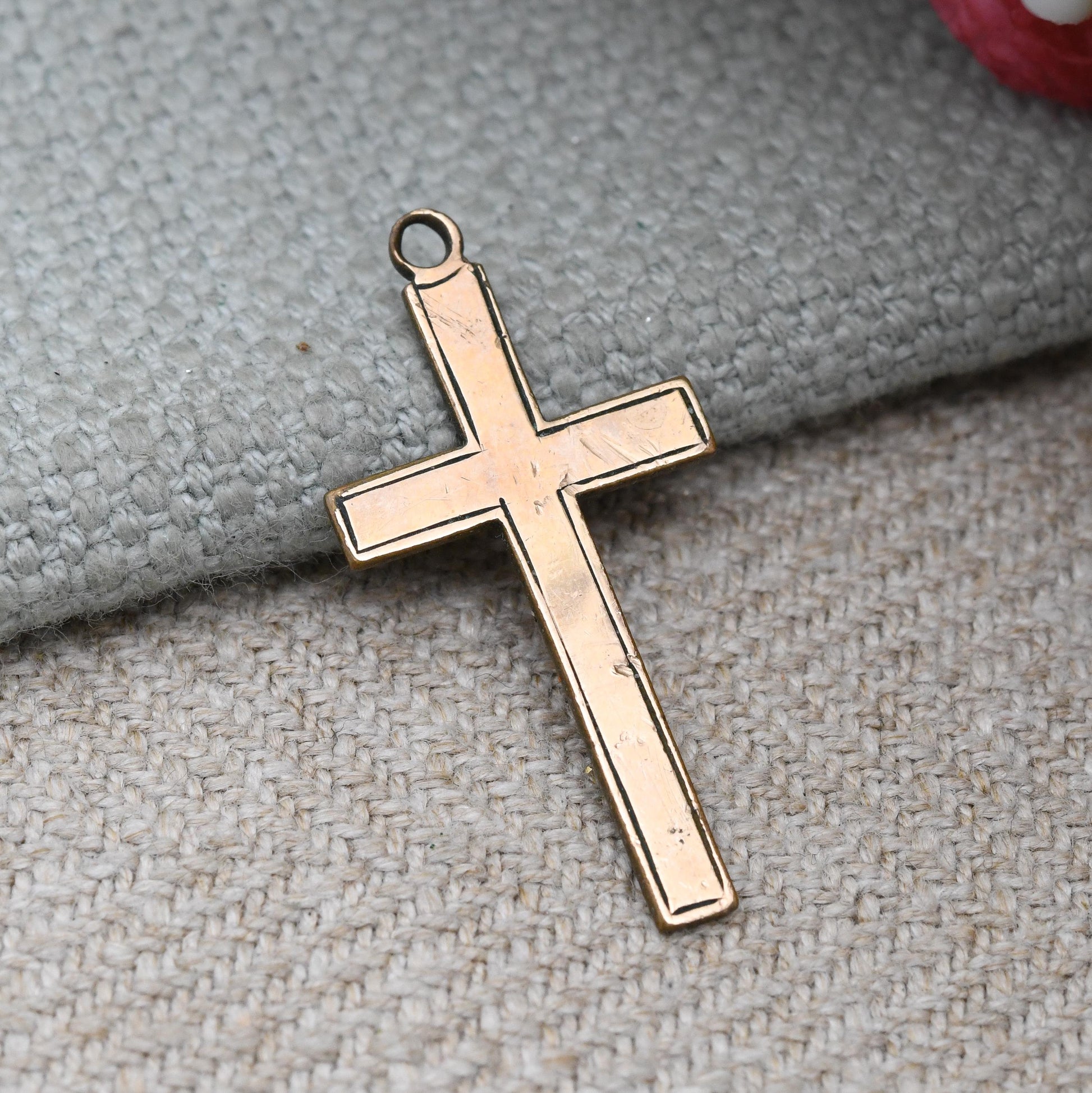 Vintage Rolled Gold Cross Pendant - Minimal Design Religious Christian Cross