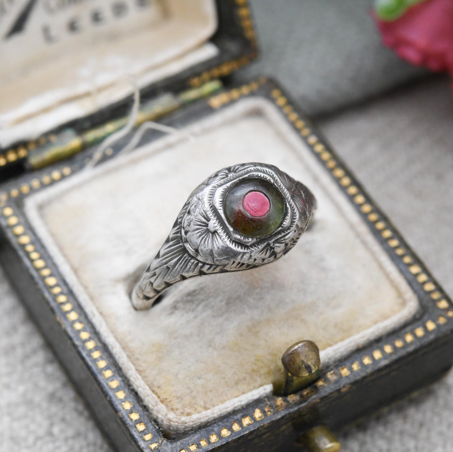 Antique Silver Resin Ring - Floral and Geometric Detailed Shoulders | Small Cabochon Stone | UK Size - L | US Size - 5 3/4