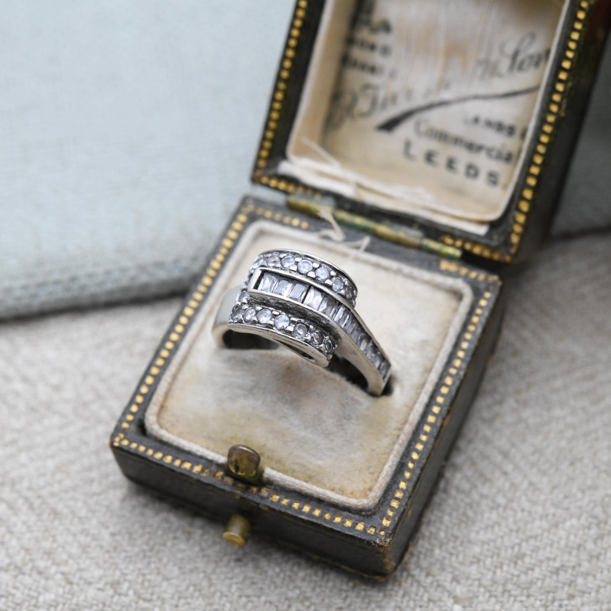 Vintage Sterling Silver Clear Stone Ribbon Ring - Channel Pavé Set Tank Ring | UK Size - J 1/2 | US Size - 5