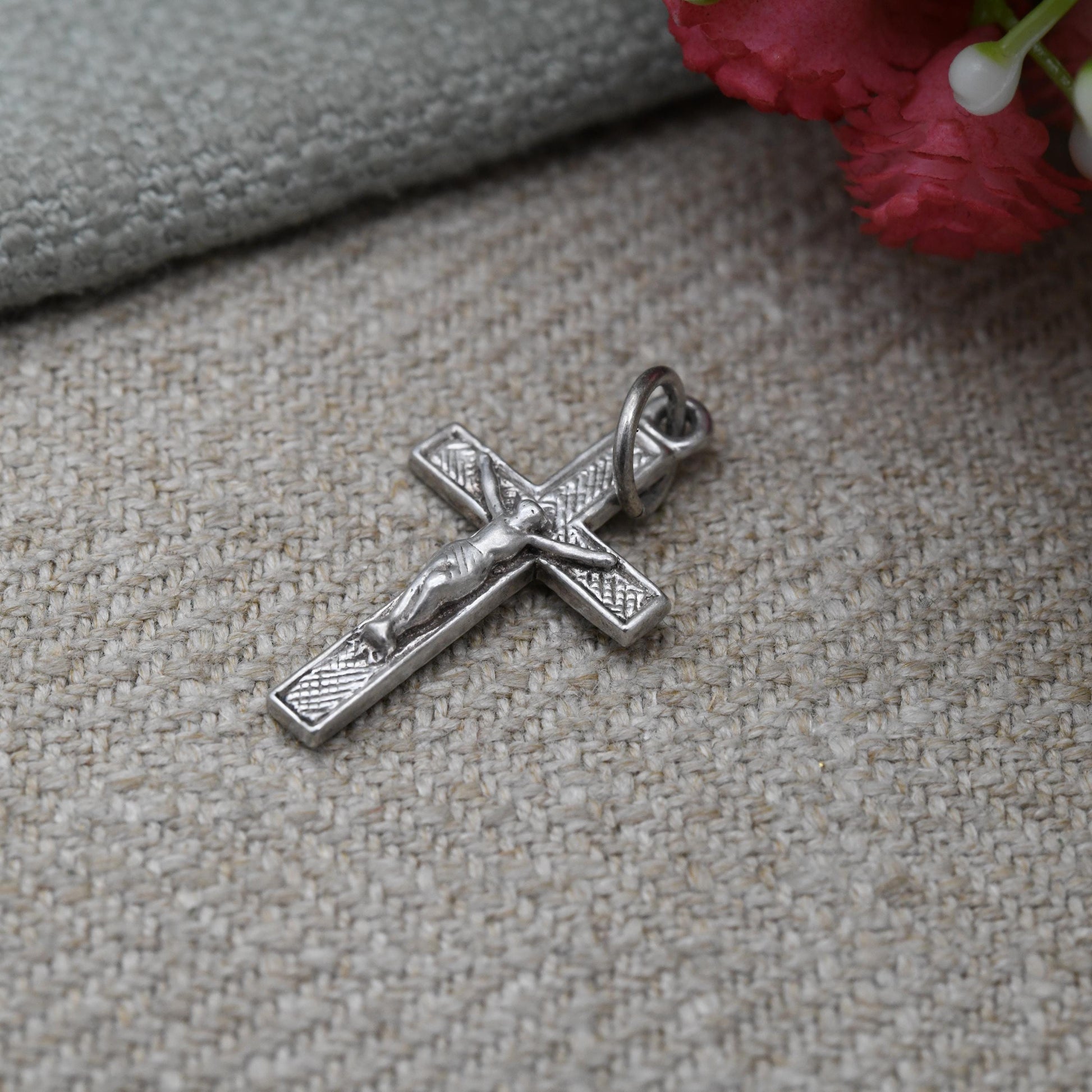 Vintage Sterling Silver Crucifix Pendant Charm INRI P & R Bushell - Religious Christian Jewellery | Gift for Pendant Necklace
