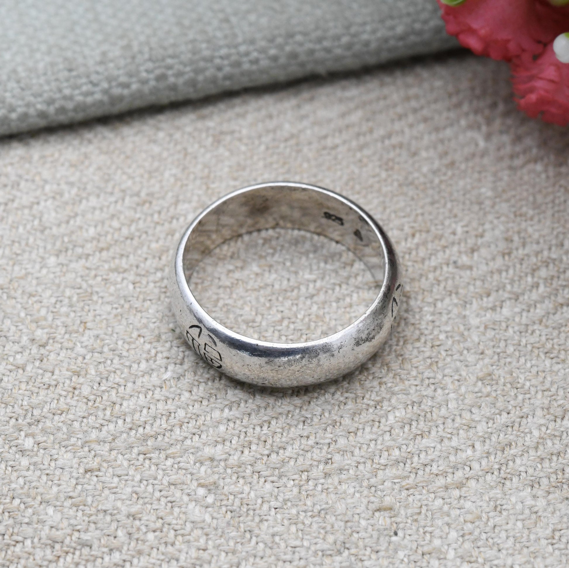Vintage Sterling Silver Fu Symbol Chinese Good Fortune Ring - Unisex | Minimalist | UK Size - S 1/2 | US Size - 9 1/4