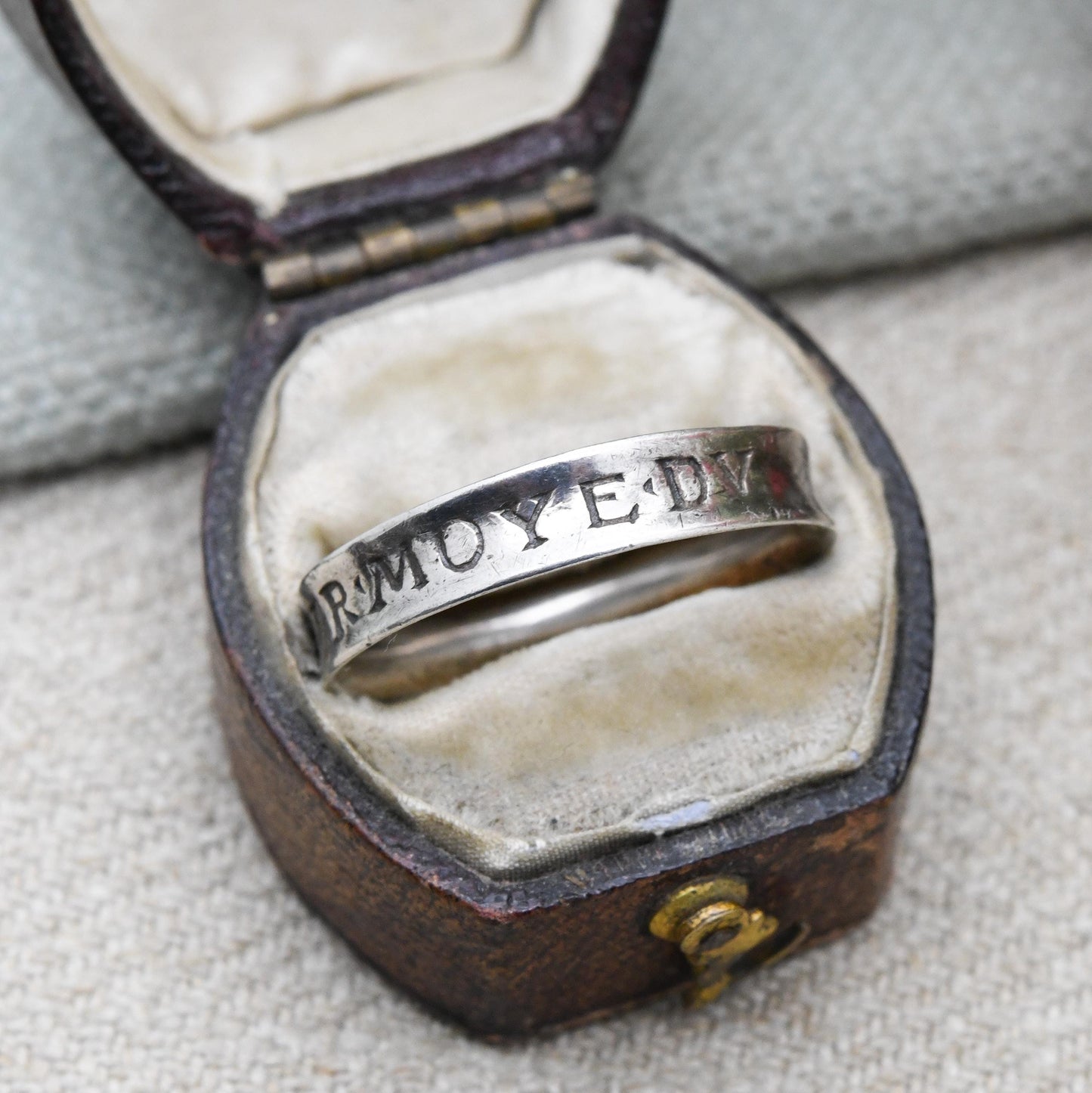 Vintage Sterling Silver Posy Ring Pences Povr Moye Dv - Think of Me God Willing Inscription Museum of London Ring | Size UK - T | US - 9 1/2