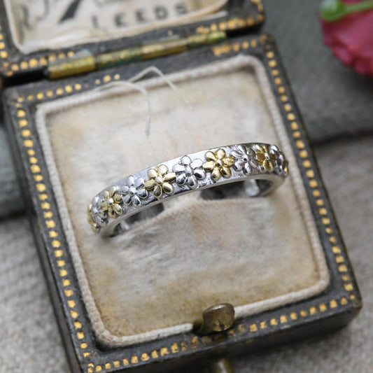 Vintage Sterling Silver and Gold Plated Floral Band TJC - Textured Flower Relief Ring | Gift for Her | Size UK - N 1/2 | US - 7