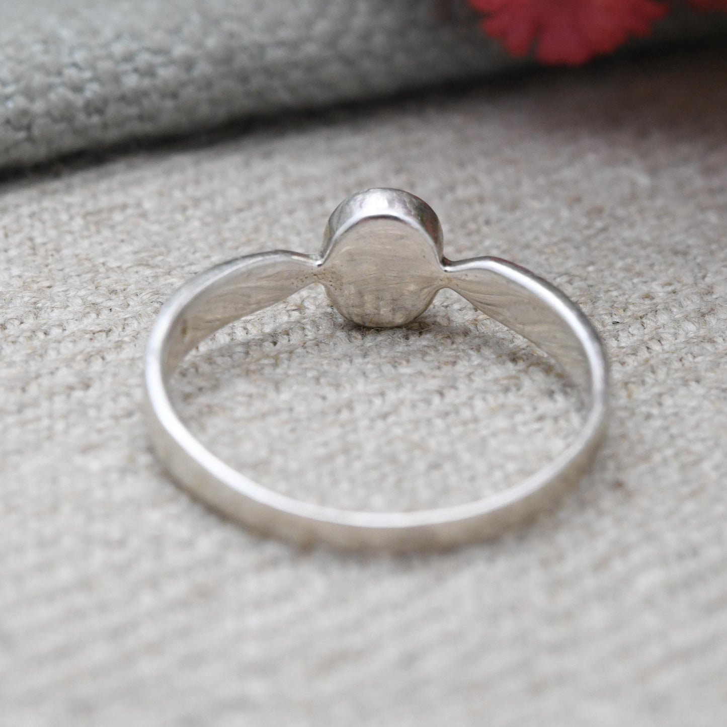 Vintage Sterling Silver Mother of Pearl Ring - Oval White Stone Ring | UK Size - P | US Size - 7 3/4