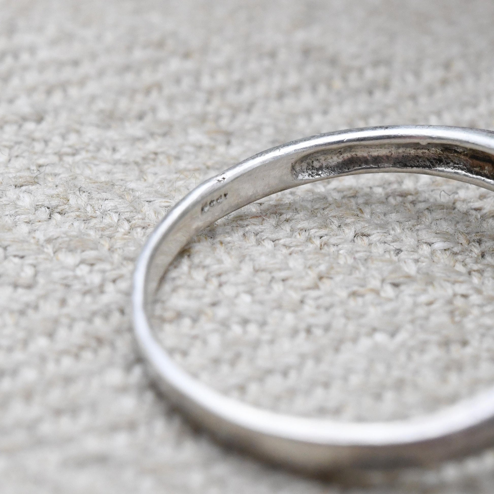 Vintage Sterling Silver Clear Stone Solitaire and Openwork Ring - White Stone | Bezel | UK Size - O 1/2 | US Size - 7 1/2