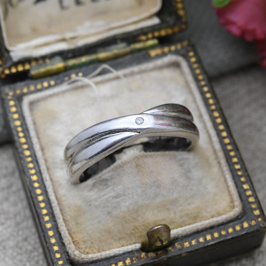 Chunky Sterling Silver Cross Band Diamond Ring - Round Clear Gemstone Ring | Minimal Unisex Everyday | UK Size - M 1/2 | US Size - 6 1/2