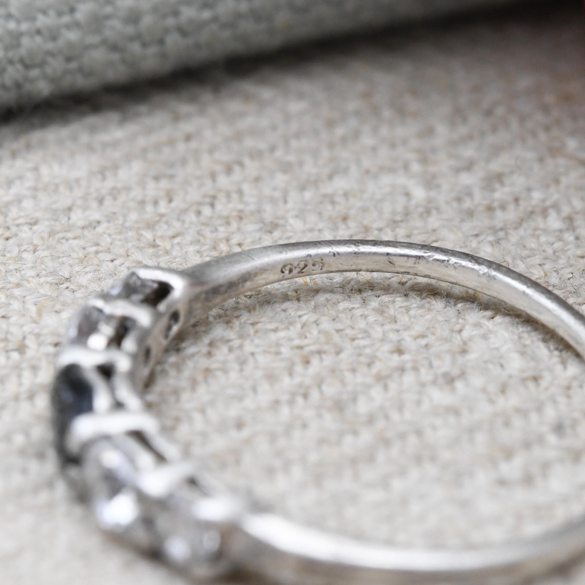 Vintage Sterling Silver Sapphire and Clear 5 Stone Ring - Mid-Century Cocktail Ring with Sparkly Stones | UK Size - T 1/2 US Size - 10