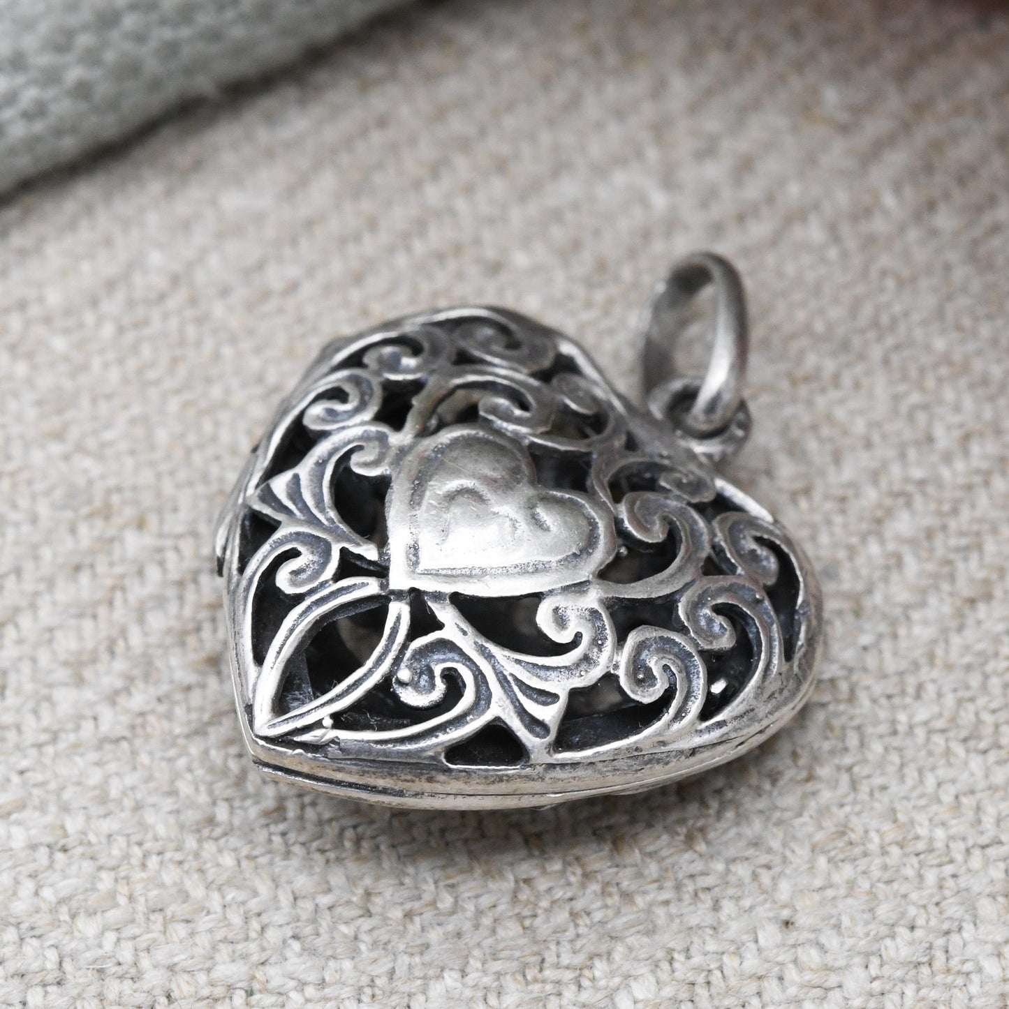 Vintage Sterling Silver Heart Locket Pendant with Openwork Ornate Design - Love Heart Shape Locket Pretty Gift for Her Charm Necklace Stack