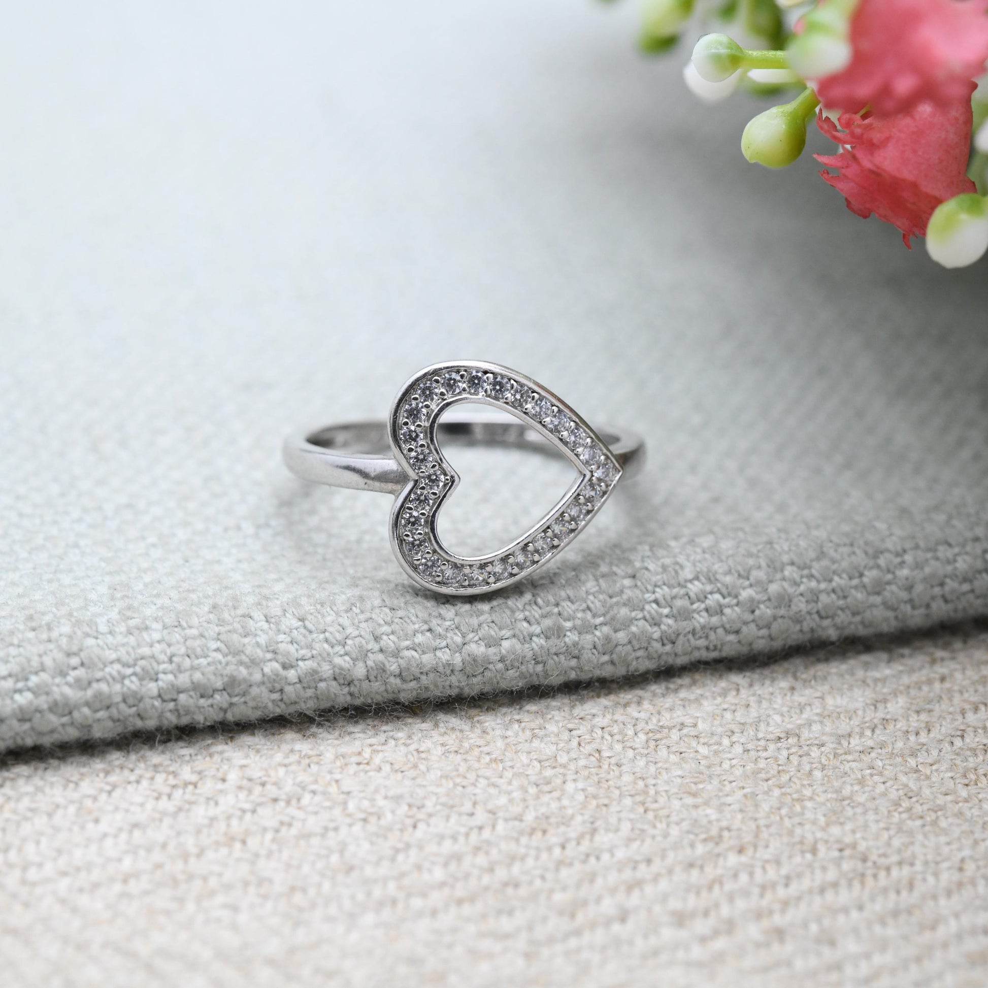 Vintage Sterling Silver and CZ Heart Ring - Sparkly Clear Stone | Openwork Love Heart | Gift for Her | UK Size - S | US Size - 9 1/4