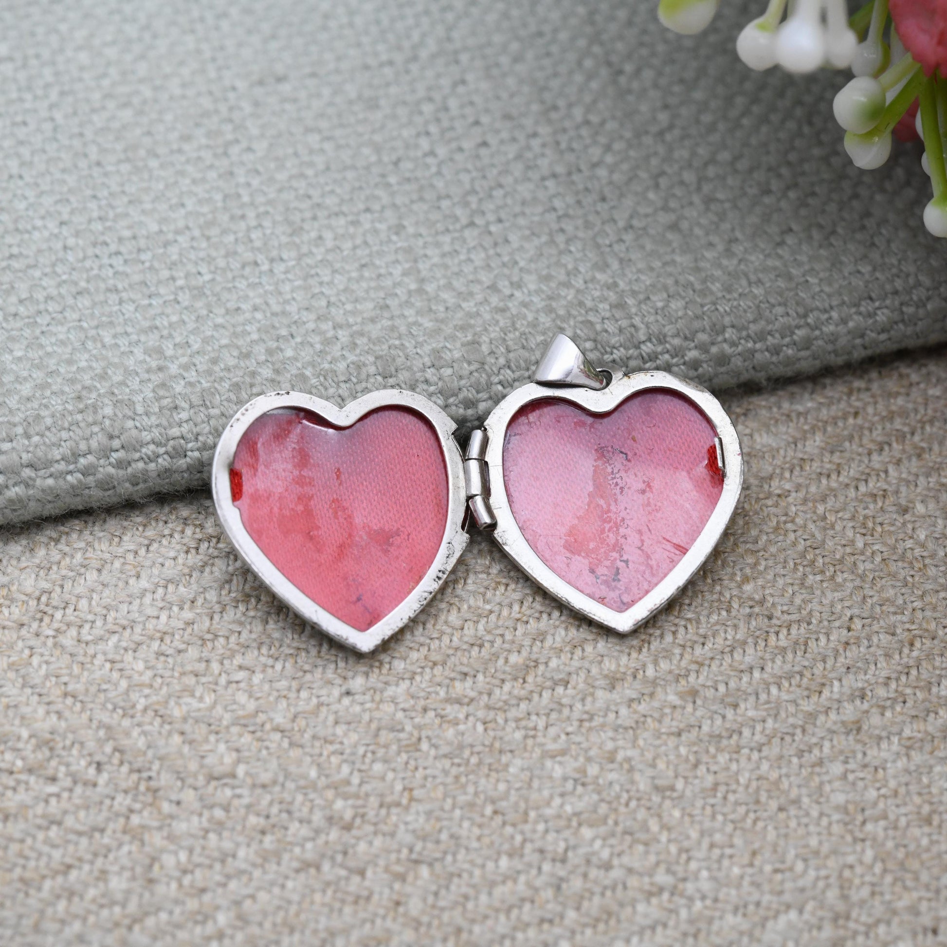 Vintage Sterling Silver Heart Locket Pendant with Engraved and Textured Floral Design - Love Heart Shape Locket | Gift for Her Necklace