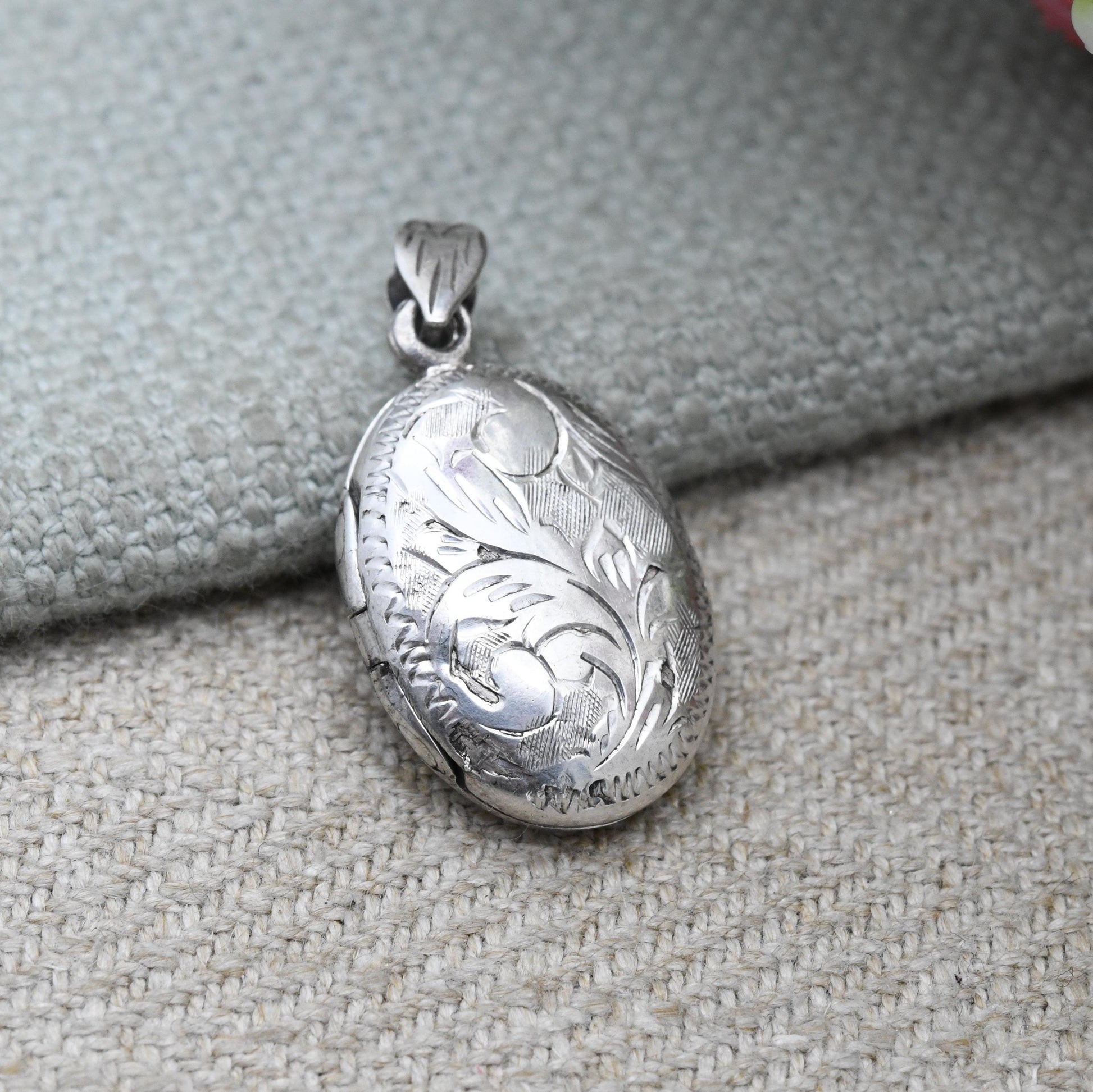 Vintage Sterling Silver Locket Pendant with Engraved Floral Design - Oval Locket Necklace for Chunky Chain | Sweet Jewellery Gift for Her