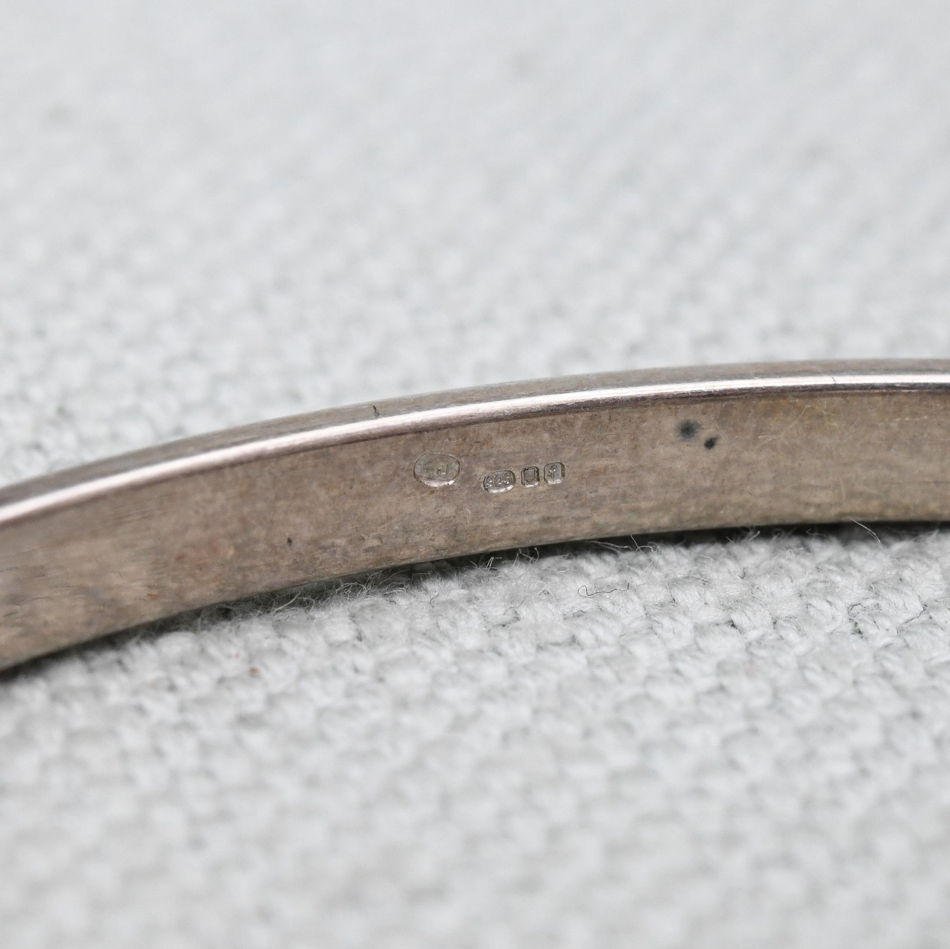 Vintage Sterling Silver Mother Of Pearl Bangle Bracelet - Pink and White stones | Opening Bangle | Hinge Clasp - Gift For Her