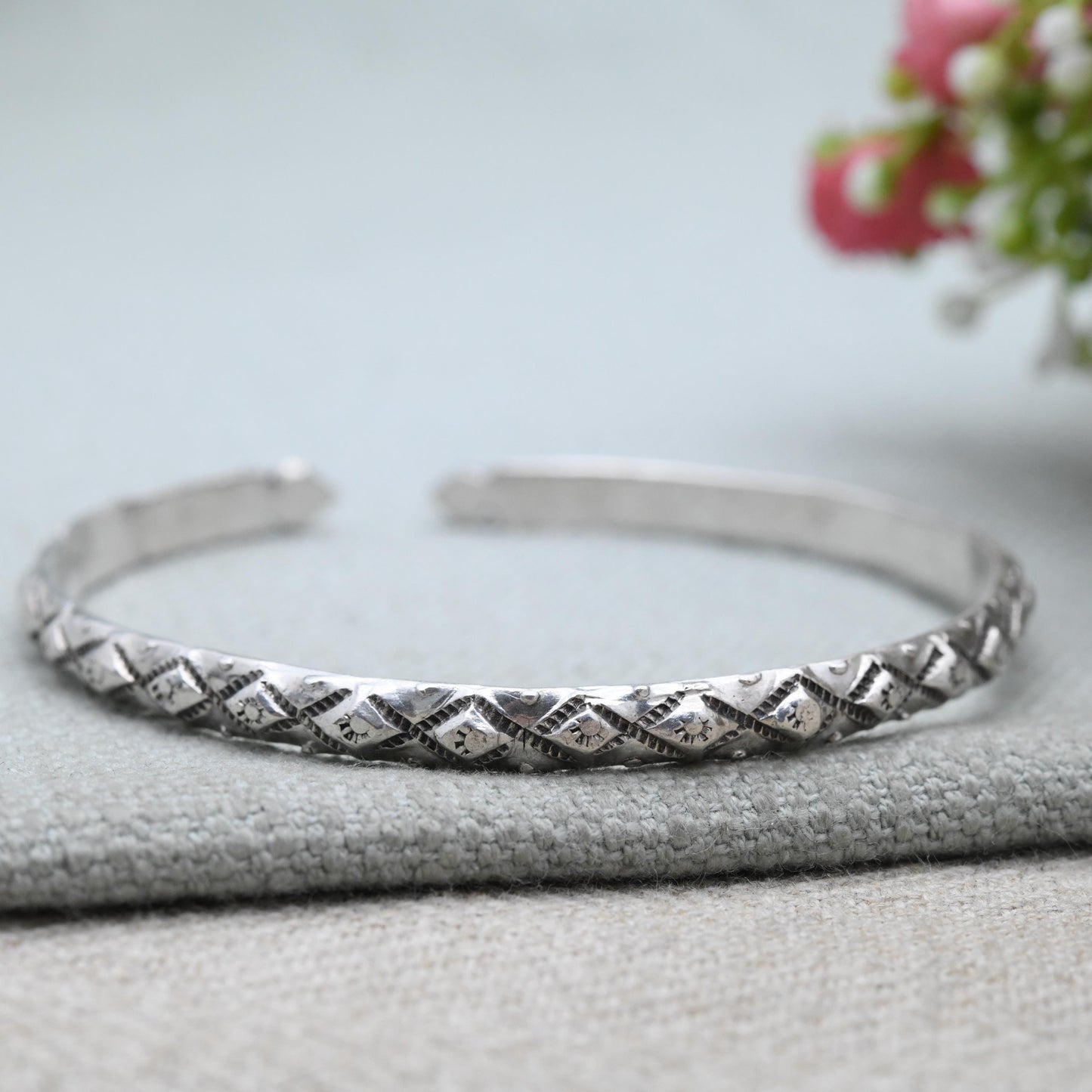 Vintage Sterling Silver Textured Torque Bangle Bracelet - Geometric Diamond Raised Relief Design | Gift for Her