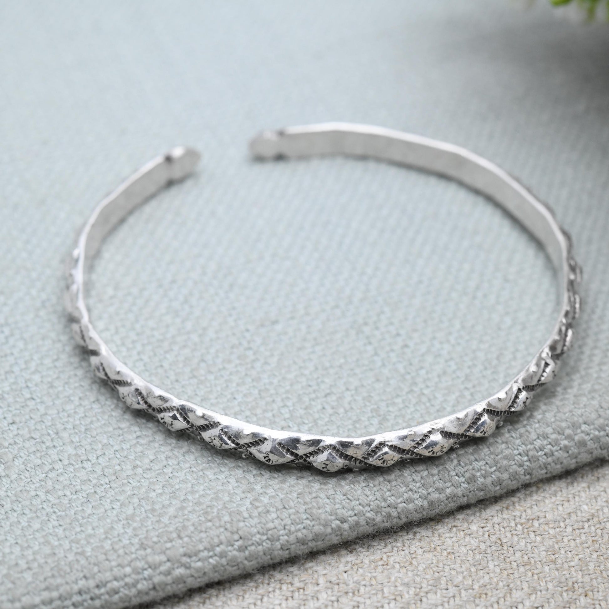 Vintage Sterling Silver Textured Torque Bangle Bracelet - Geometric Diamond Raised Relief Design | Gift for Her