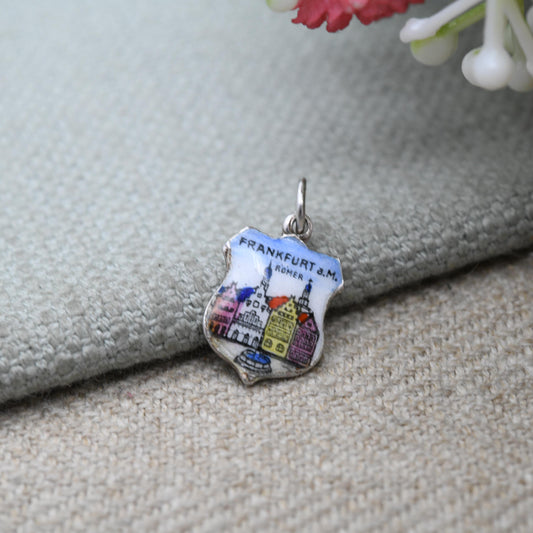 Vintage 800. Silver Frankfurter Römer Charm Pendant - Frankfurt | Germany | Historic Building | Europe | Souvenir Gift for Charm Bracelet