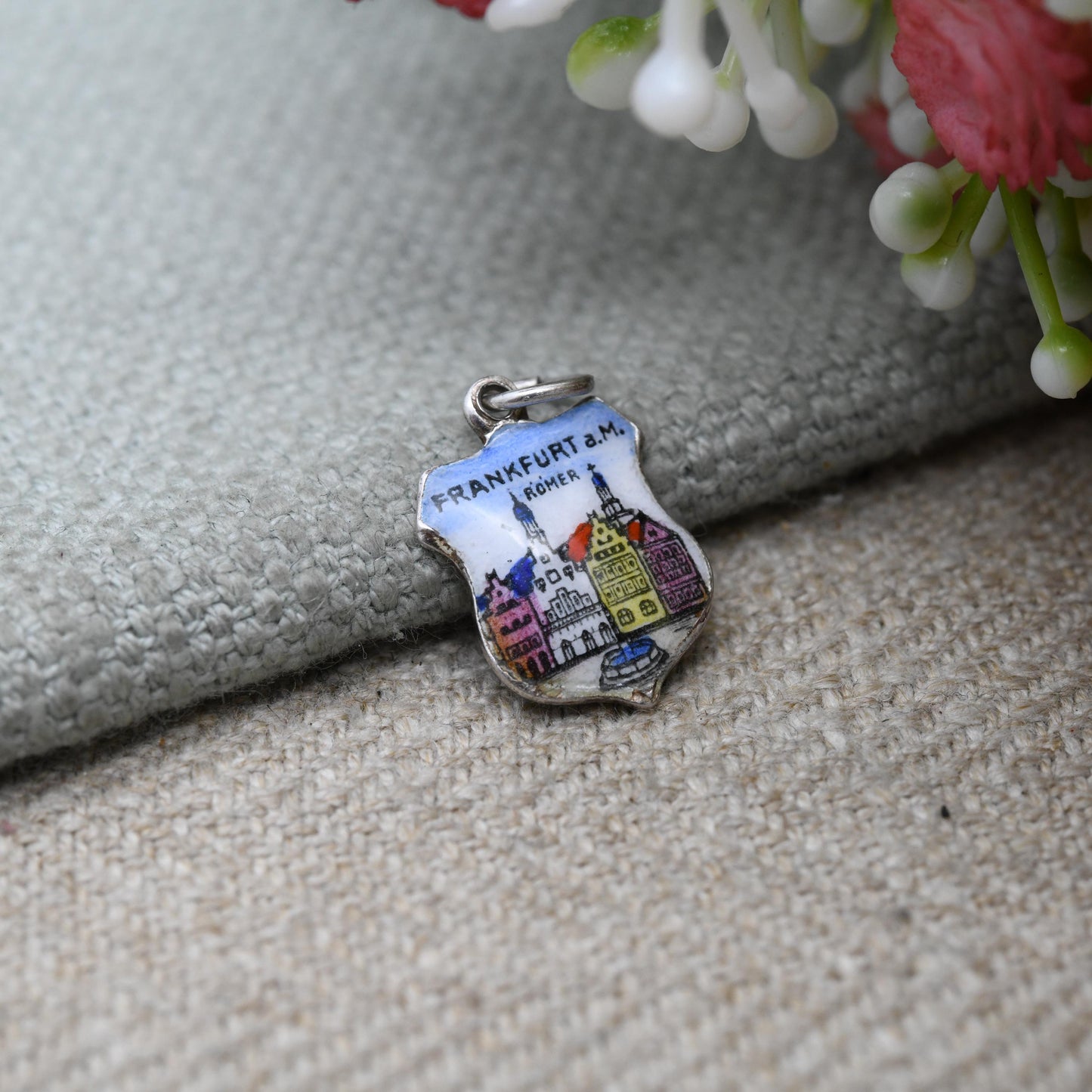 Vintage 800. Silver Frankfurter Römer Charm Pendant - Frankfurt | Germany | Historic Building | Europe | Souvenir Gift for Charm Bracelet