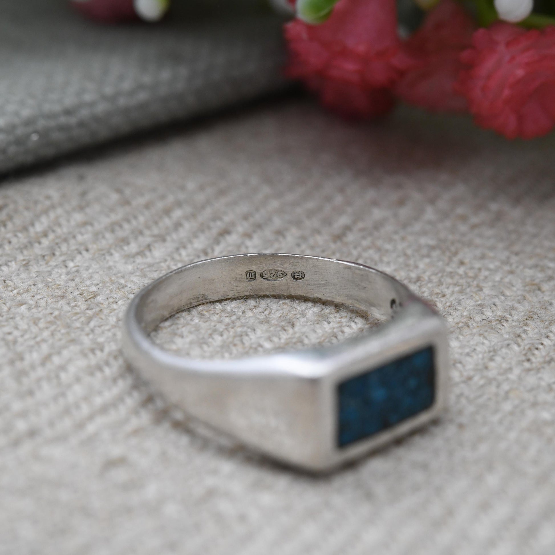 Vintage Sterling Silver Turquoise Signet Ring - Crushed Turquoise | Blue Stone | UK Size - O | US Size - 7 3/4
