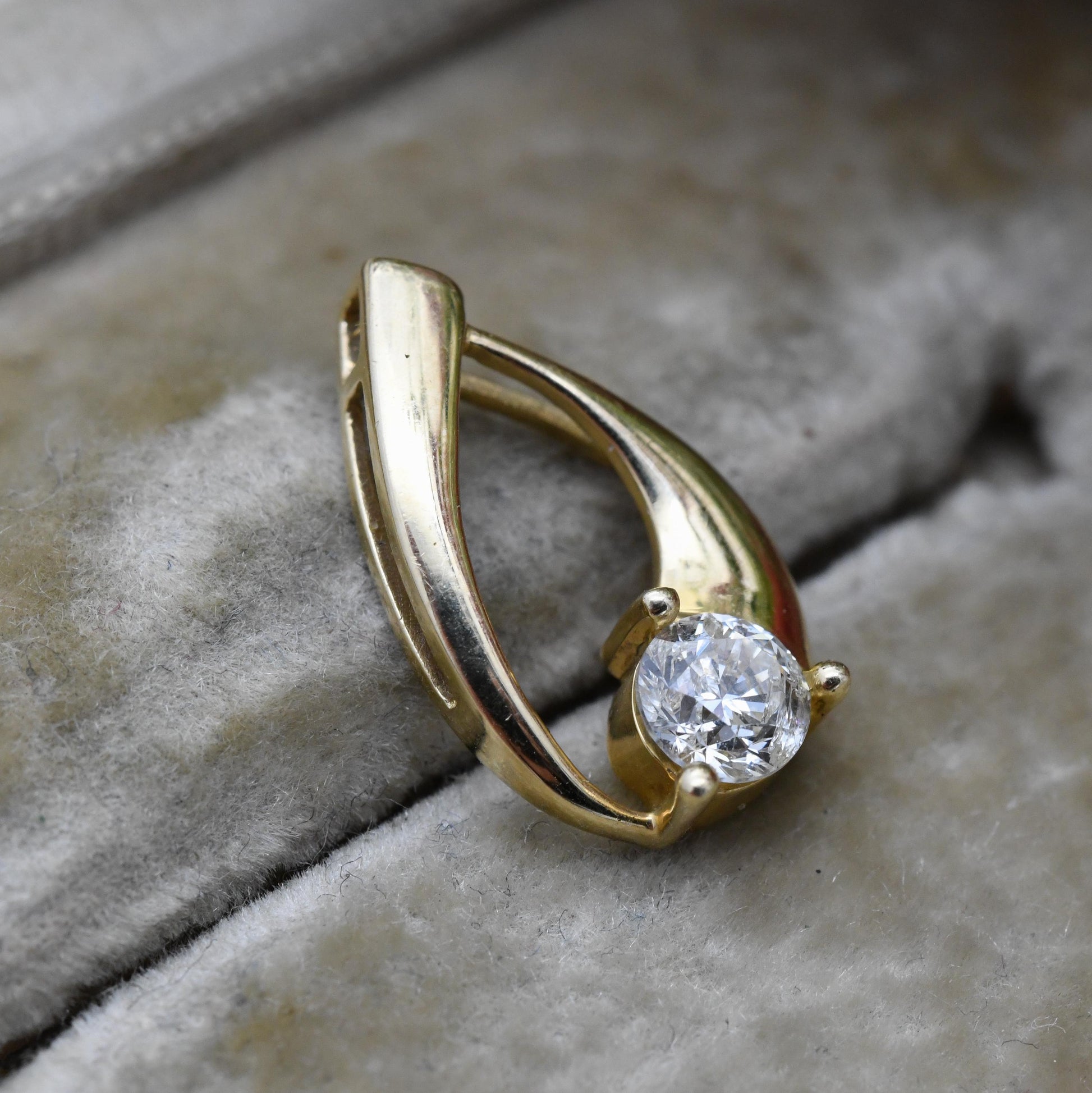 KRN 14ct Gold 1/3 Carat Diamond Pendant .33 Carat Weight - Minimalist Jewellery Gift for Her