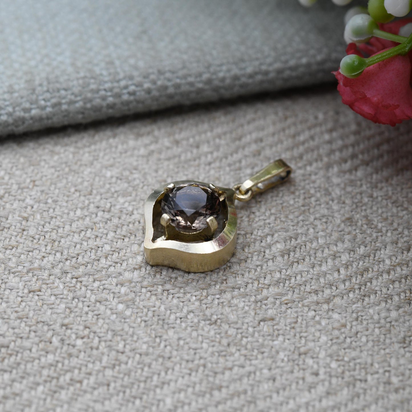 Vintage 9ct Gold Smoky Quartz Pendant 1977 - Ornate Gemstone Necklace Charm Pendant | Mid-Century