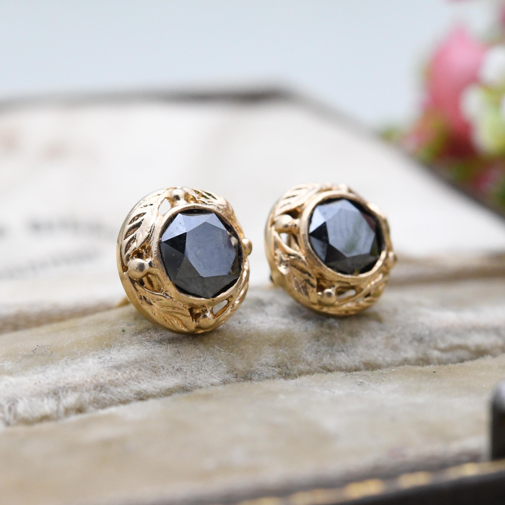 Vintage 9ct Gold Hematite Bezel Set Stud Earrings - Black Gemstone Floral Textured Border | Butterfly Back | Everyday Stud Earrings