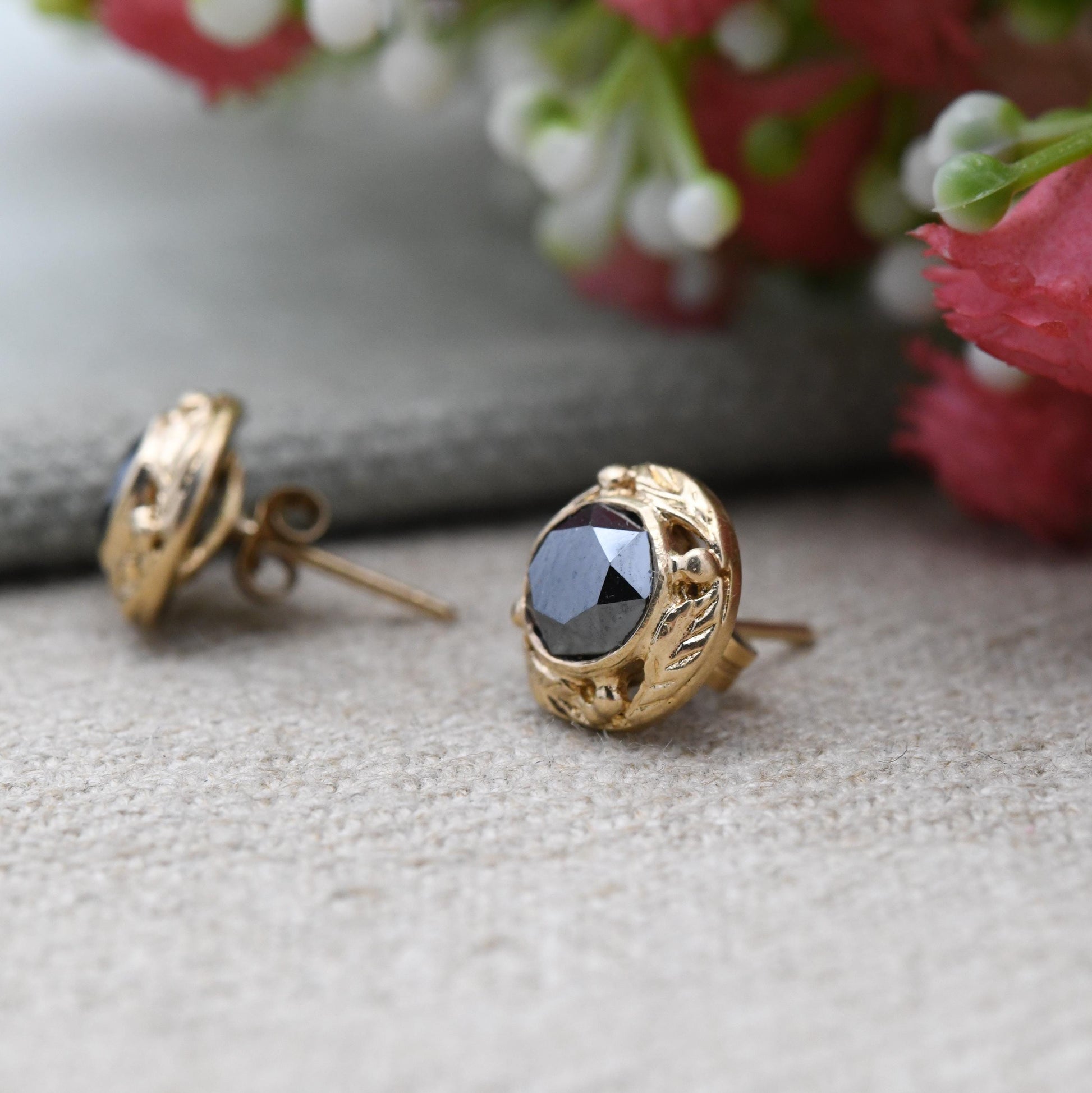 Vintage 9ct Gold Hematite Bezel Set Stud Earrings - Black Gemstone Floral Textured Border | Butterfly Back | Everyday Stud Earrings