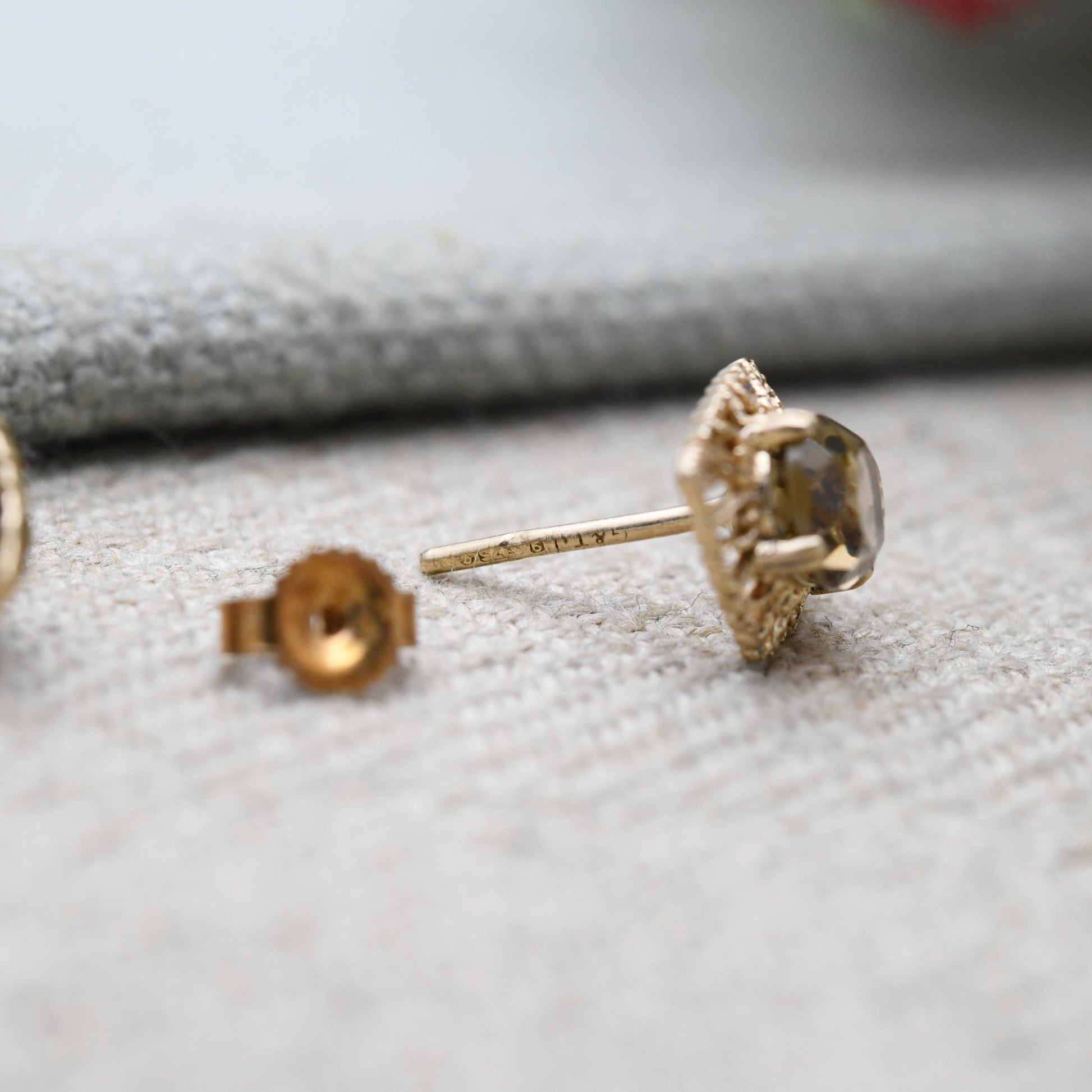 Vintage 9ct Gold Smoky Quartz Prong Set Stud Earrings - Diamond Shaped Openwork Milgrain Border | Butterfly Back | Everyday Stud Earrings