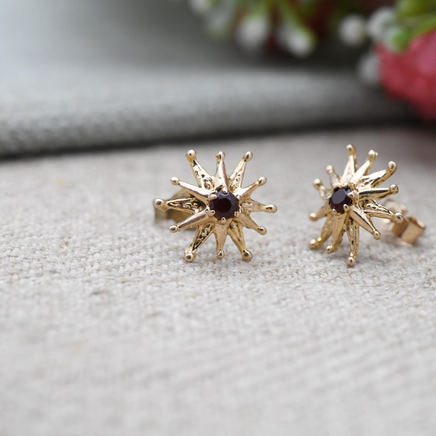 Vintage 9ct Gold Garnet Star Stud Earrings - Red Gemstone Starburst | Gold Birthday Gift | Butterfly Back | Everyday Stud Earrings