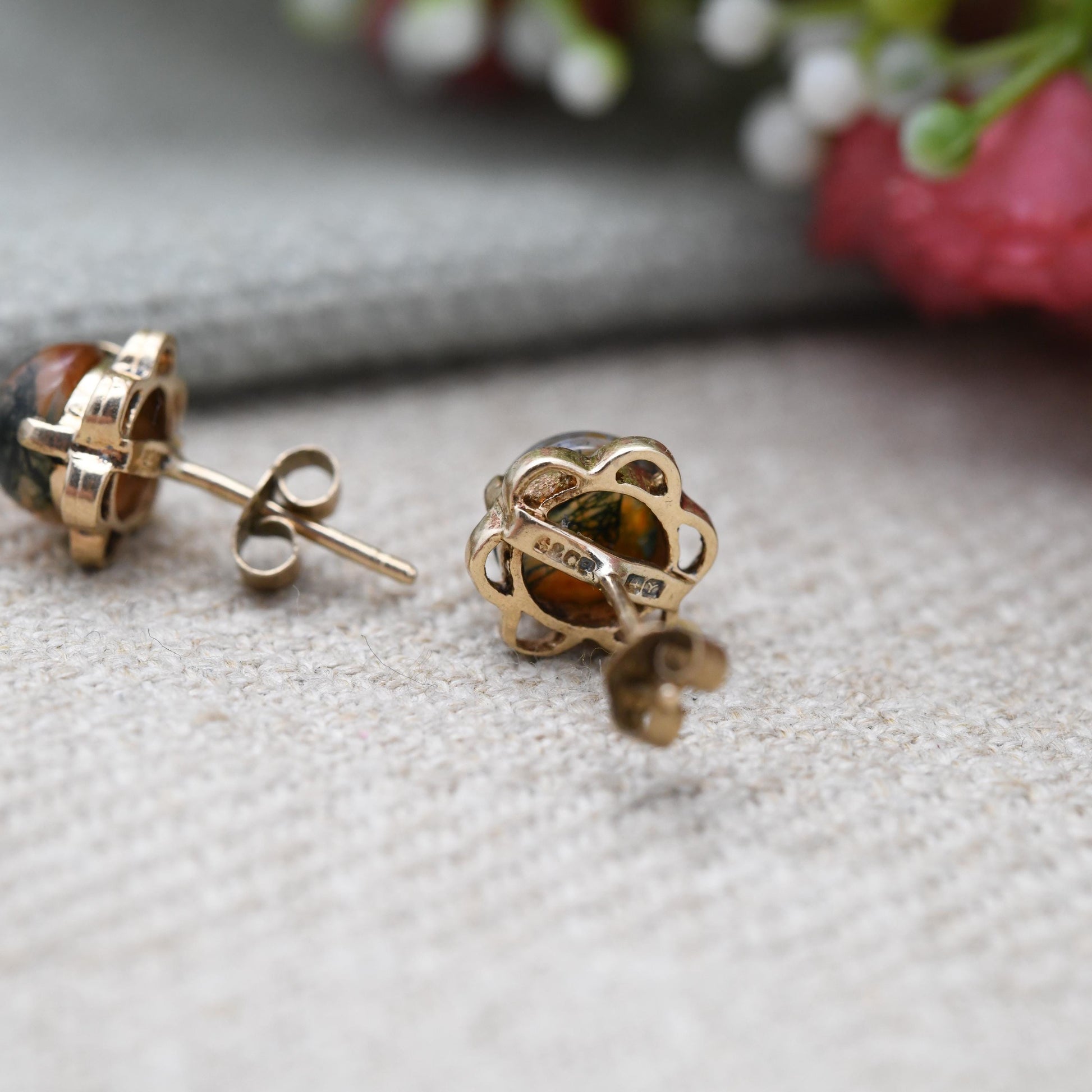 Vintage 9ct Gold Moss Agate Cabochon Stud Earrings - Prong Set Openwork Border | Gold Gift for Her | Butterfly Back | Everyday Stud Earrings