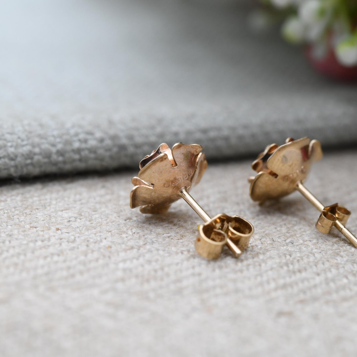 Vintage 9ct Gold Flower Stud Earrings 1977 - Statement Rose Shape Solitaire Floral Studs with Butterfly Backs | Gift for Her