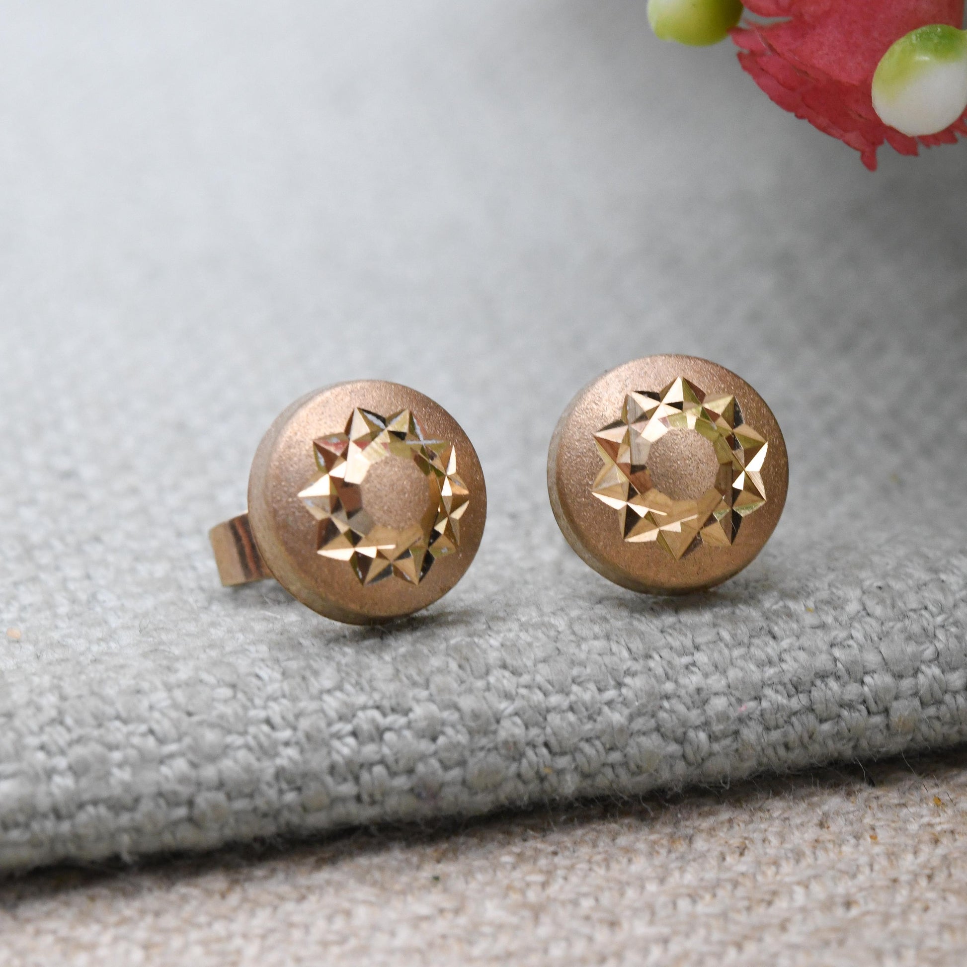 Vintage 9ct Gold Star Stud Earrings - Diamond Cut Textured Star Sun Yellow Gold Studs | Delicate Gold Jewellery Gift for Her