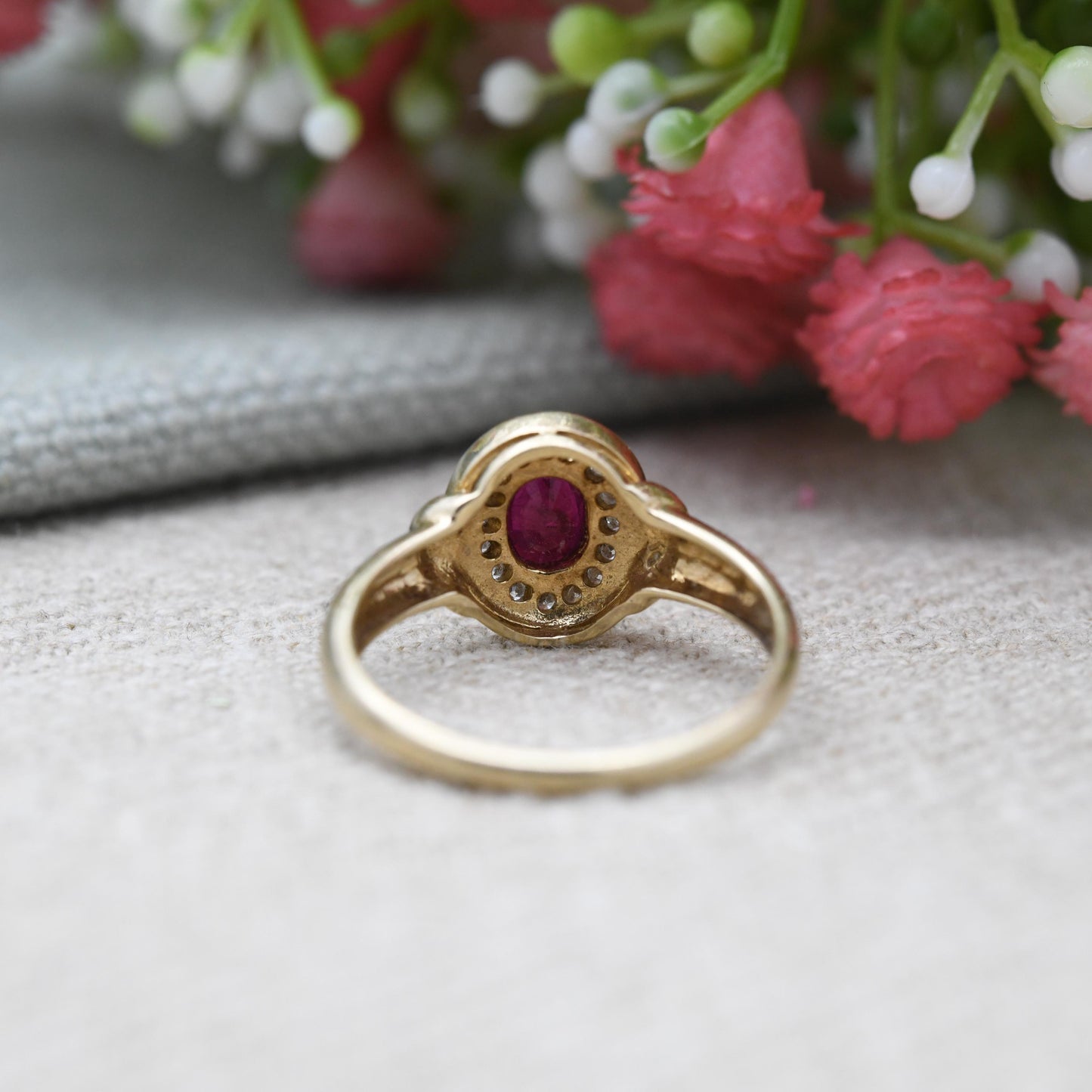 Vintage 9ct Gold Ruby Cluster Ring with Diamond Halo - Floral Daisy Pretty Gold Jewellery Gift for Her | UK Size - M | US Size - 6 1/2