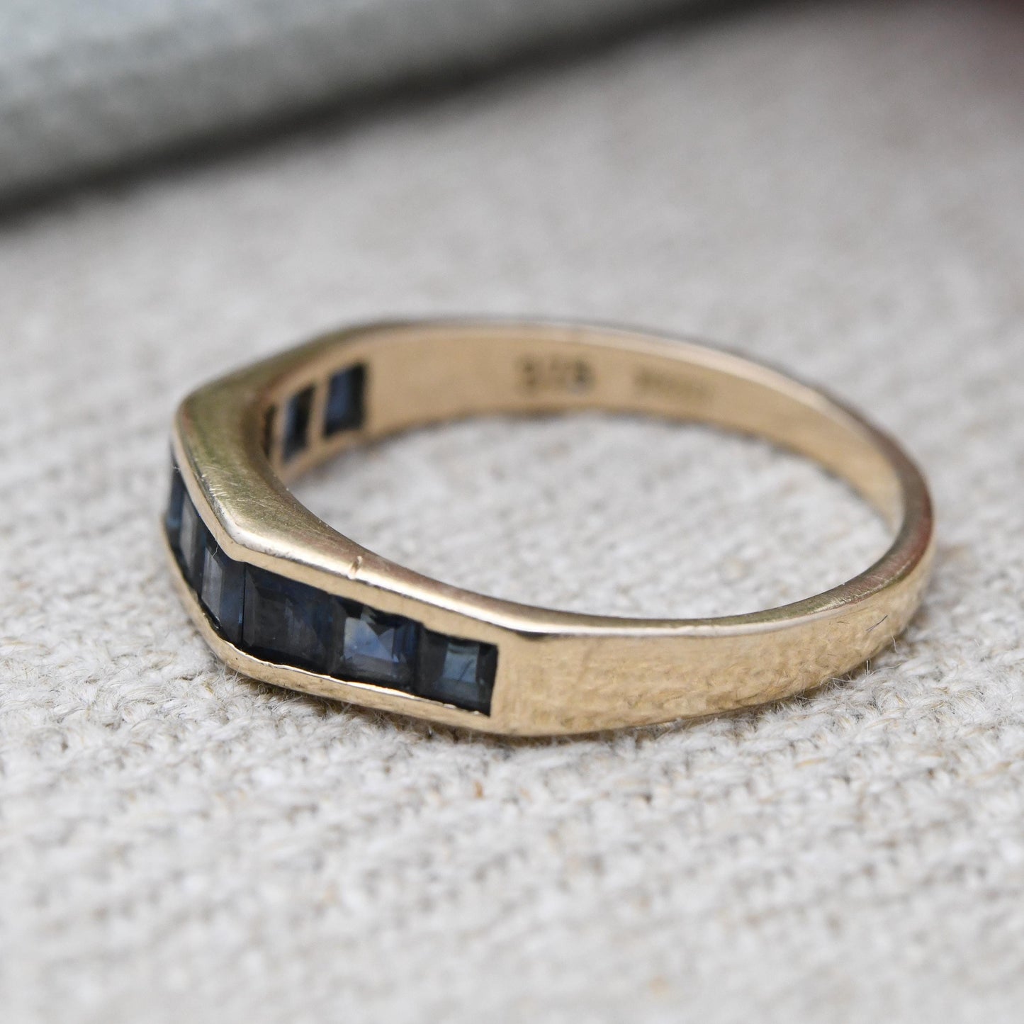 Vintage 9ct Gold Sapphire Half Eternity Ring 1989 - Nine Stone Gemstone | UK Size - M | US Size - 6 1/2