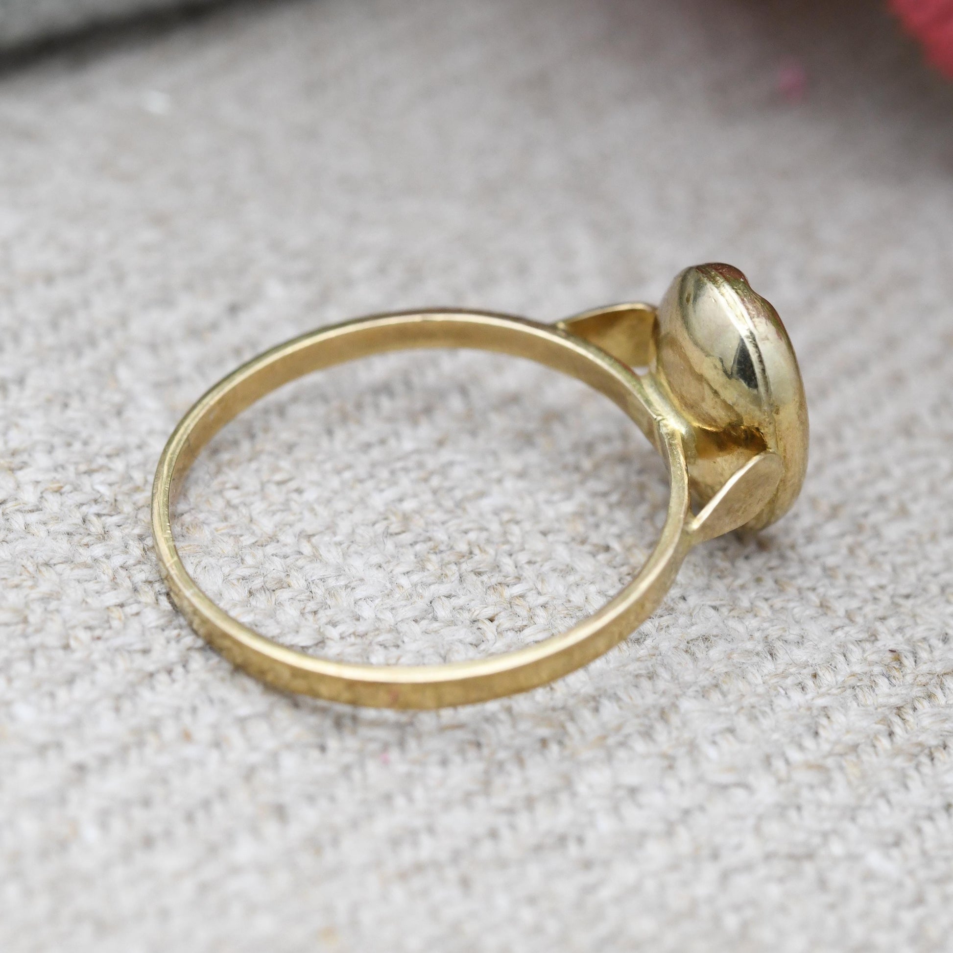 Vintage 9ct Gold Coffee Bean Ring - Stylised Ring | Modernist | UK Size - L | US Size - 6