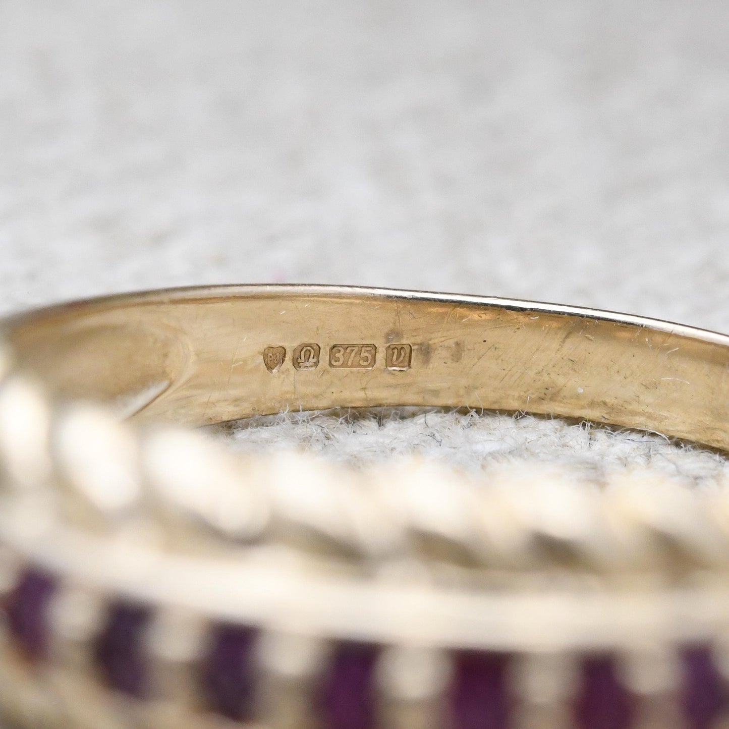 Vintage 9ct Gold Ruby Half Eternity Ring 1990's - Beautiful Flush Set Channel Ruby Ring | Rope Twist Design | UK Size - R | US Size - 8 3/4