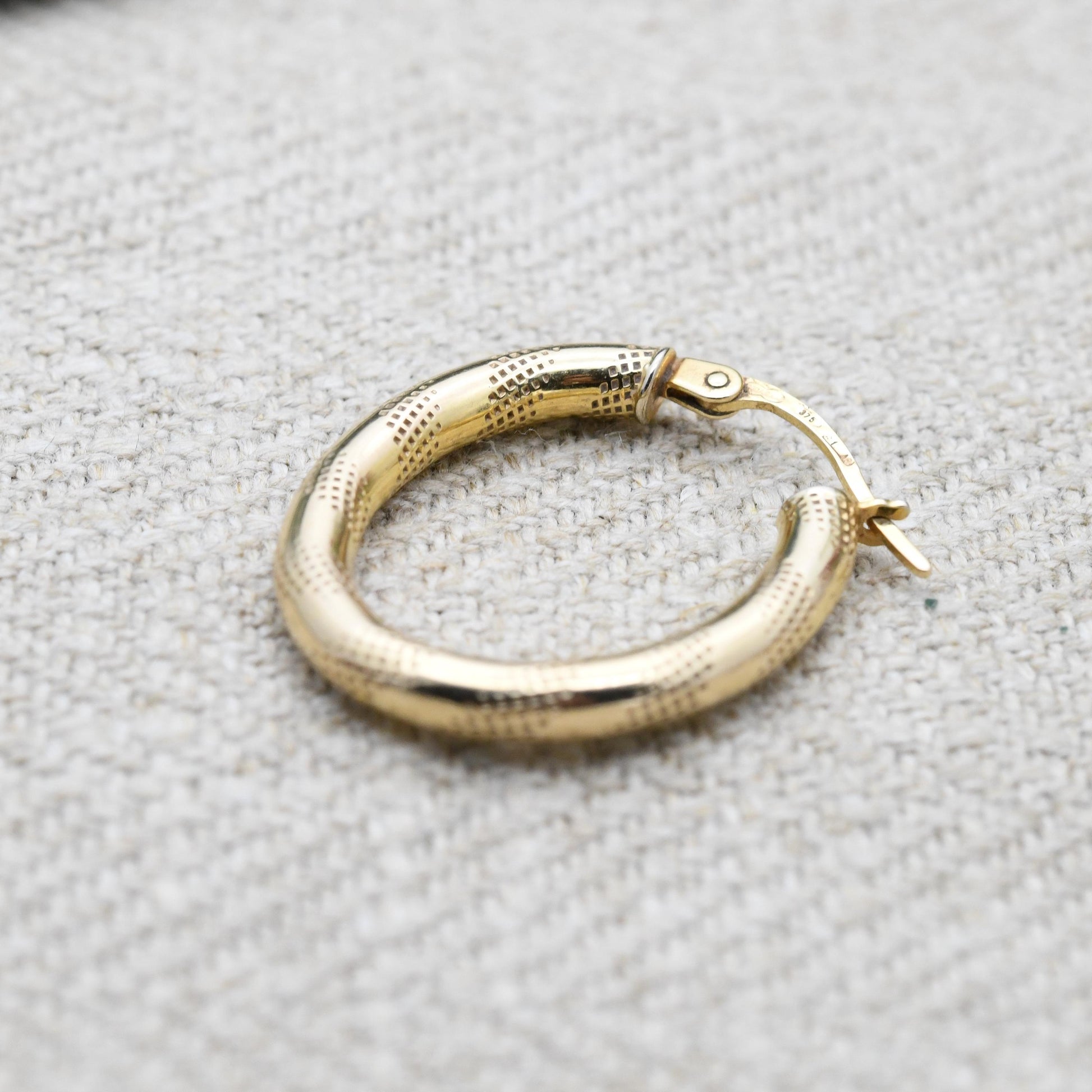 9ct Gold Hoop Earrings - Textured Design | Hollow Hoops | Yellow Gold | Pretty Gold Jewellery Gift for Her