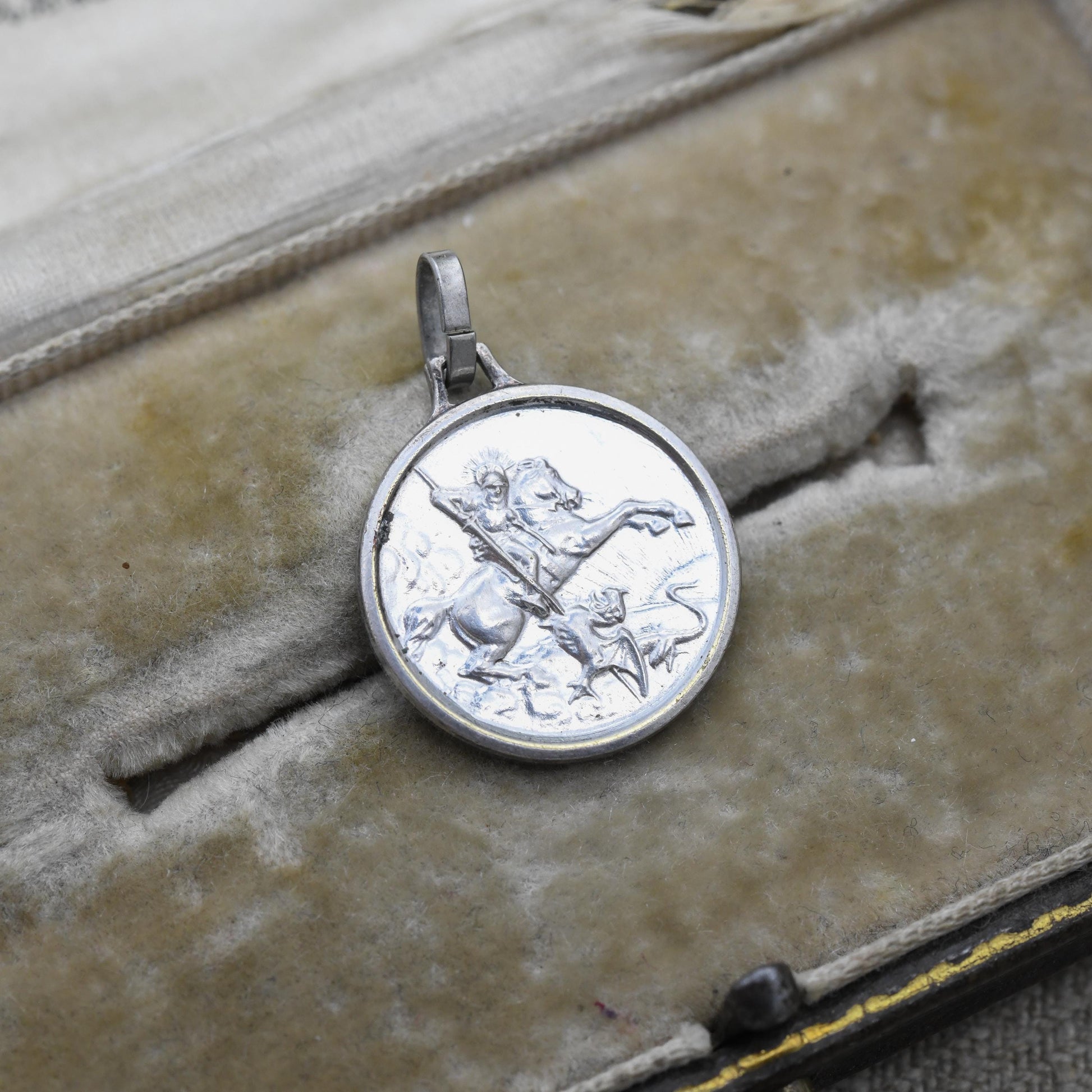Vintage Sterling Silver St George and the Dragon Charm Pendant - Raised Relief | Souvenir Gift for Charm Bracelet