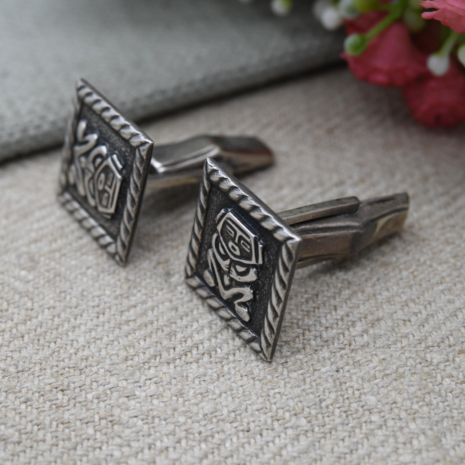 Vintage Mexican Silver Cufflinks - Aztec Textured Silver Figures | Raised Relied Central American Gift for Him | Bullet Back