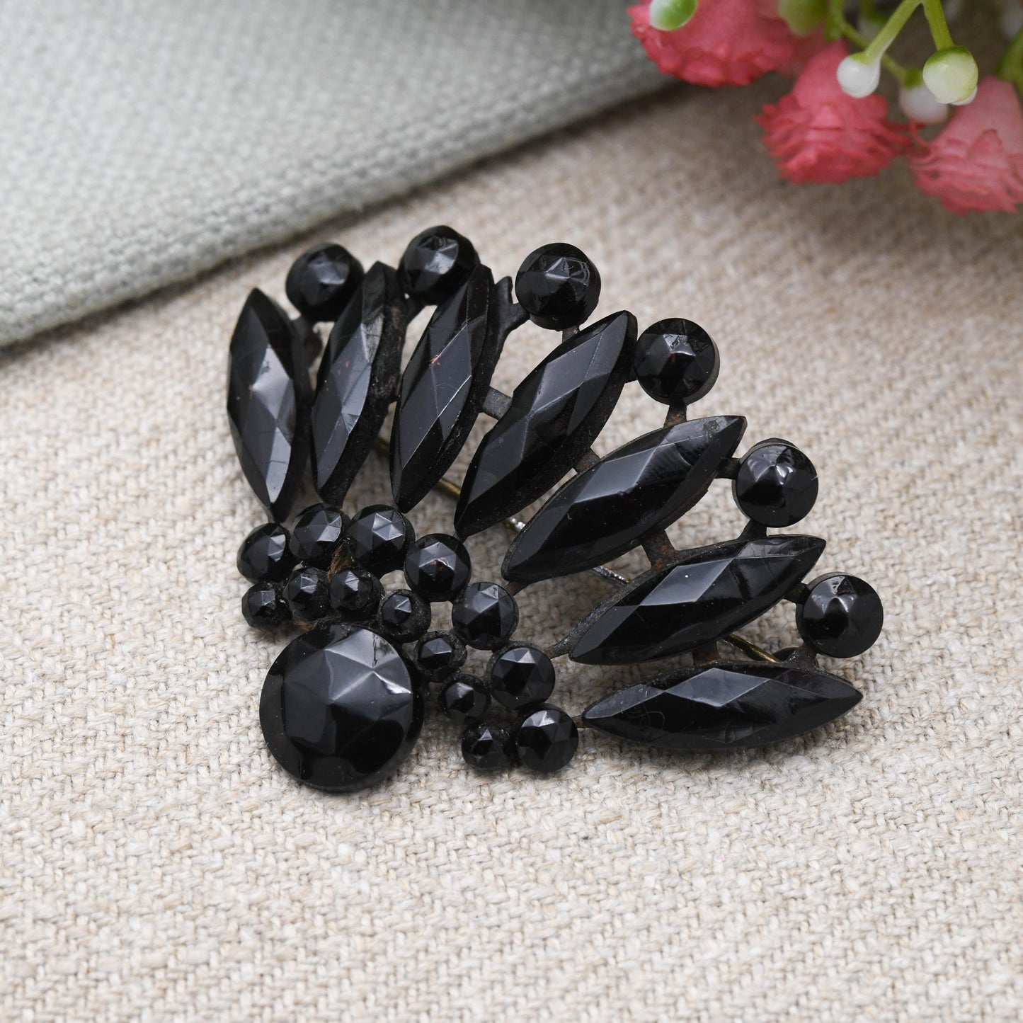 Antique Victorian French Jet Brooch c. 1870s Mourning Jewellery