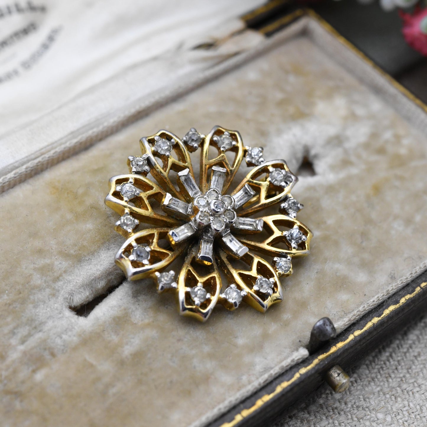 Vintage Goldenlace Daisy Brooch c. 1940s Signed Designer Jewellery - Alfred Philippe for Trifari Patent Registered Design
