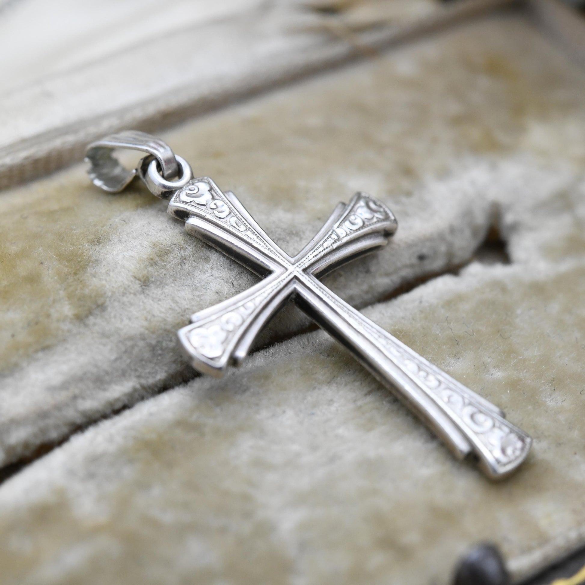 Vintage Kordes and Lichtenfels Sterling Silver Cross Pendant - K&L Raised Relief Scrolling Religious Gift | Christian Necklace