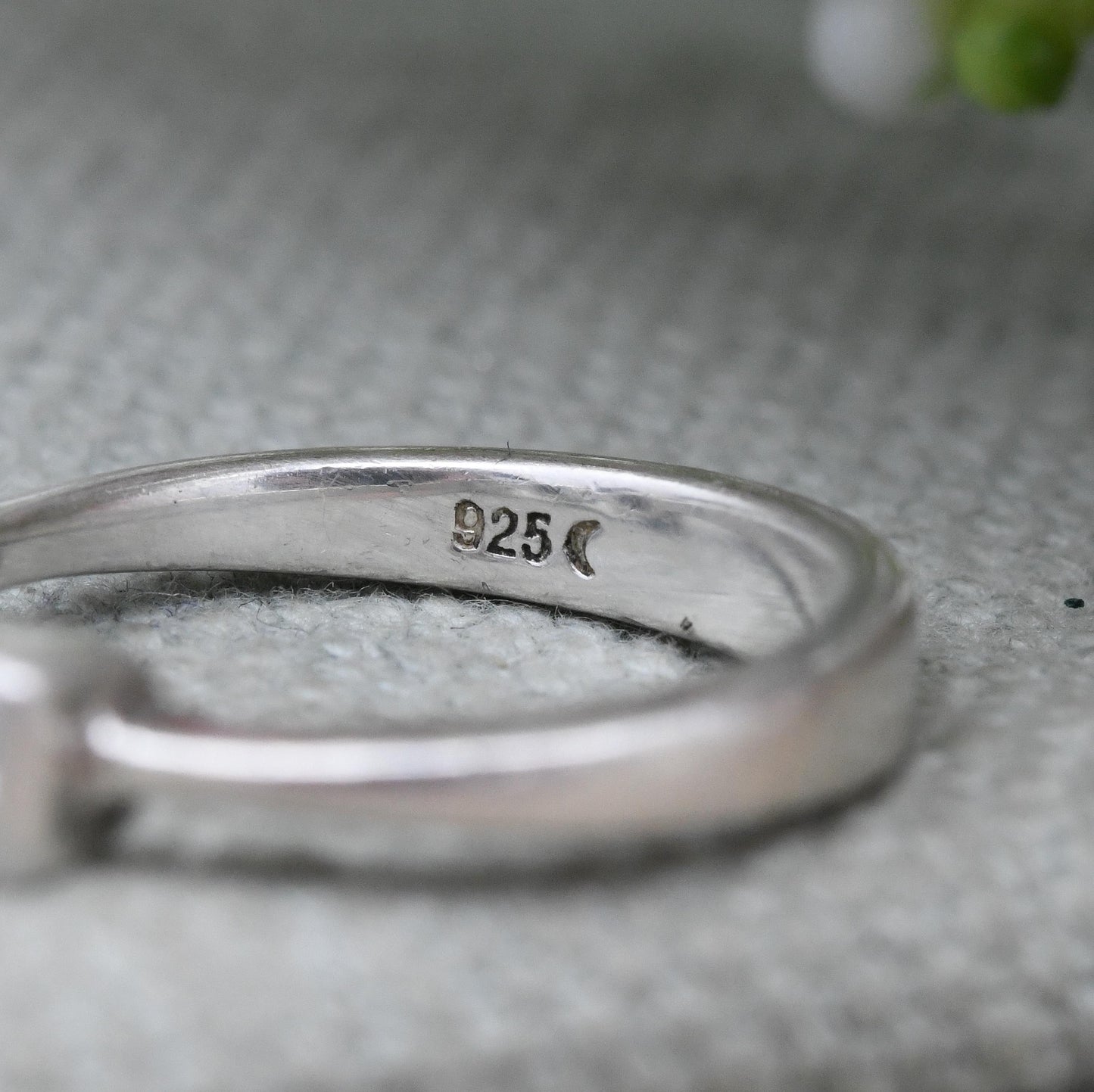 Fossil Sterling Silver Clear Stone Solitaire Ring - Square White Stone | Bezel | UK Size - N 1/2 | US Size - 7