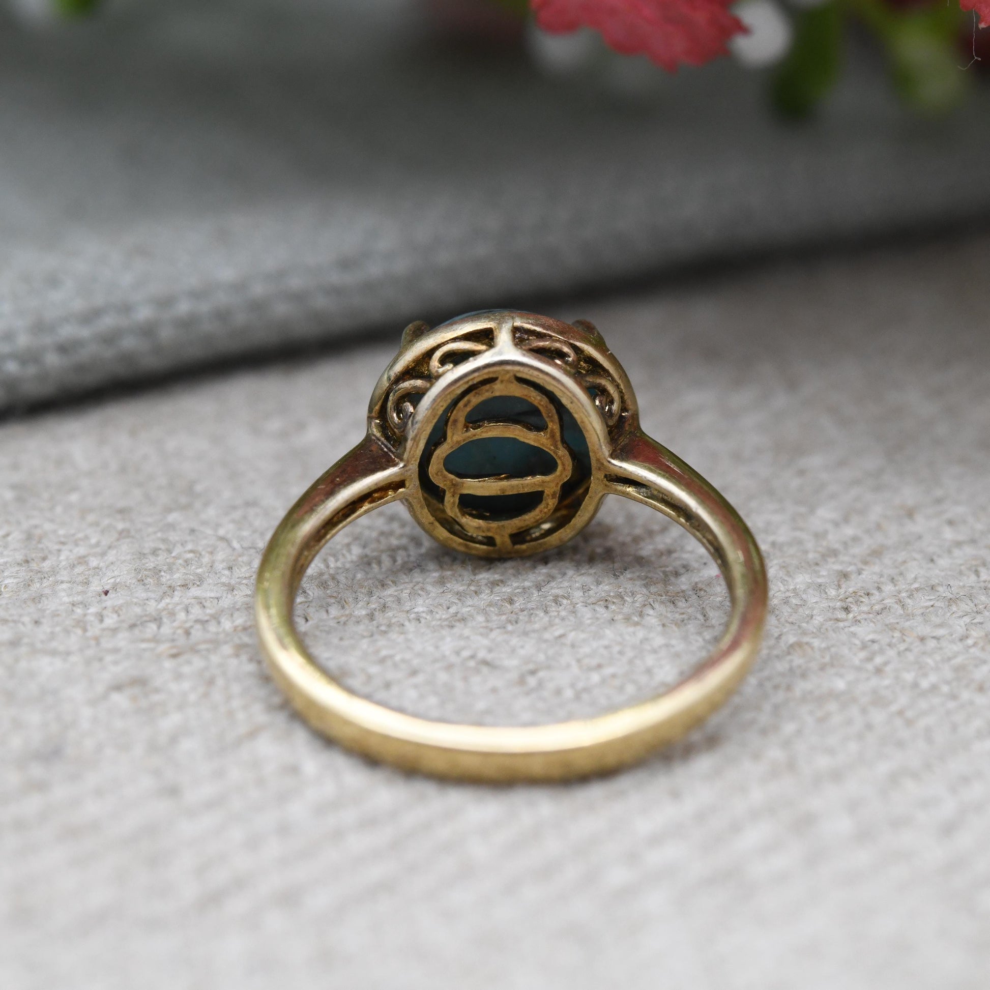 Vintage Sterling Silver Turquoise Solitaire Ring - Gold Plated Blue Gemstone | Round Cabochon | UK Size - N | US Size - 6 3/4