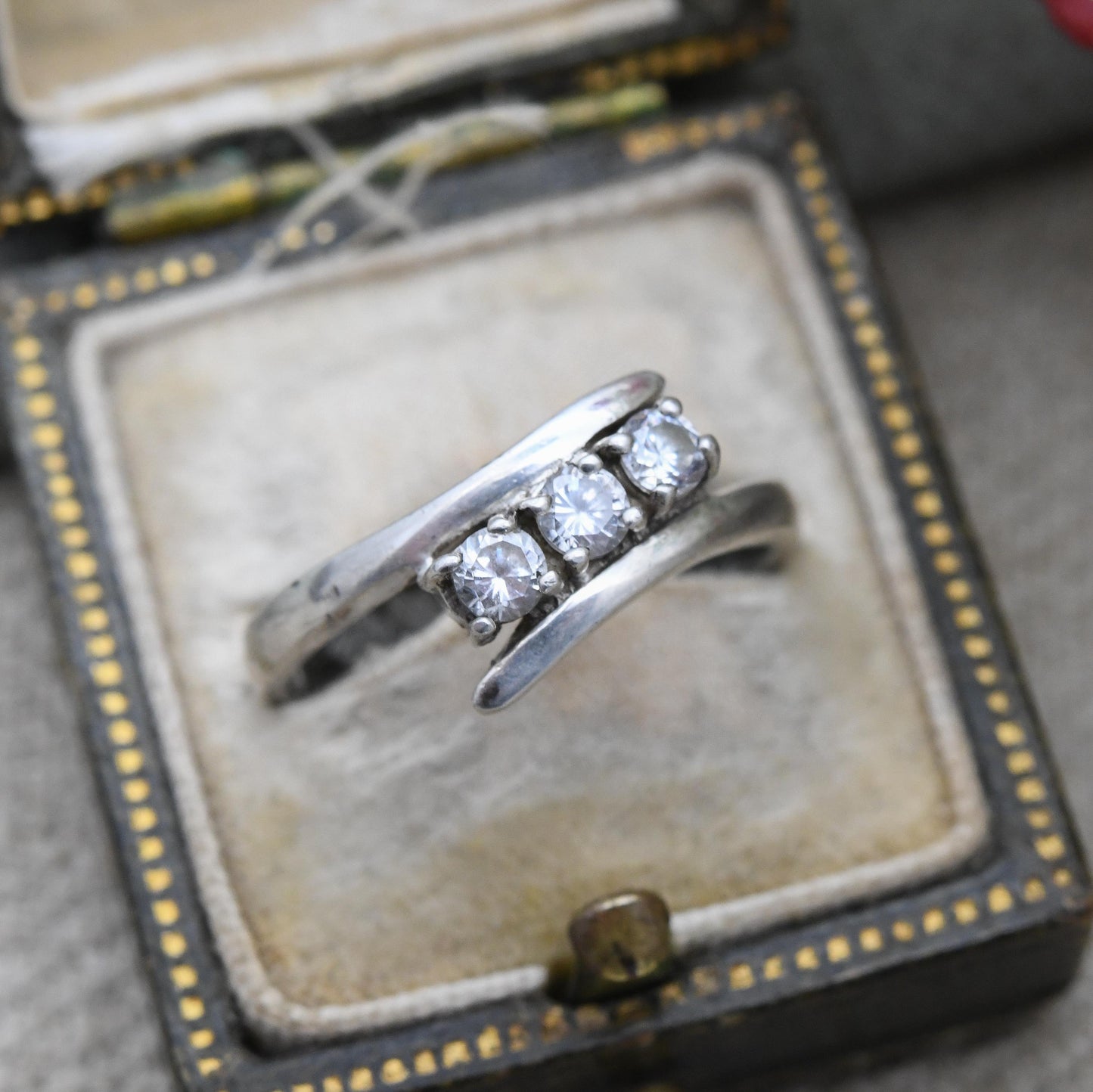 Vintage Sterling Silver CZ Bypass Three Stone Ring - Clear Gemstone Trilogy Ring | UK Size - L 1/2 | US Size - 6
