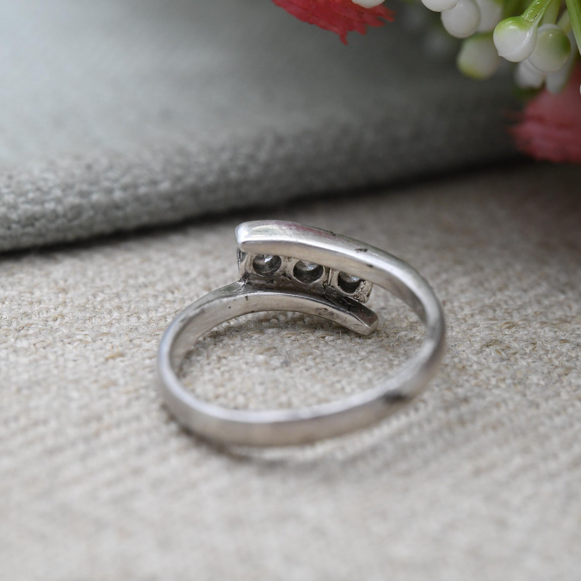 Vintage Sterling Silver CZ Bypass Three Stone Ring - Clear Gemstone Trilogy Ring | UK Size - L 1/2 | US Size - 6