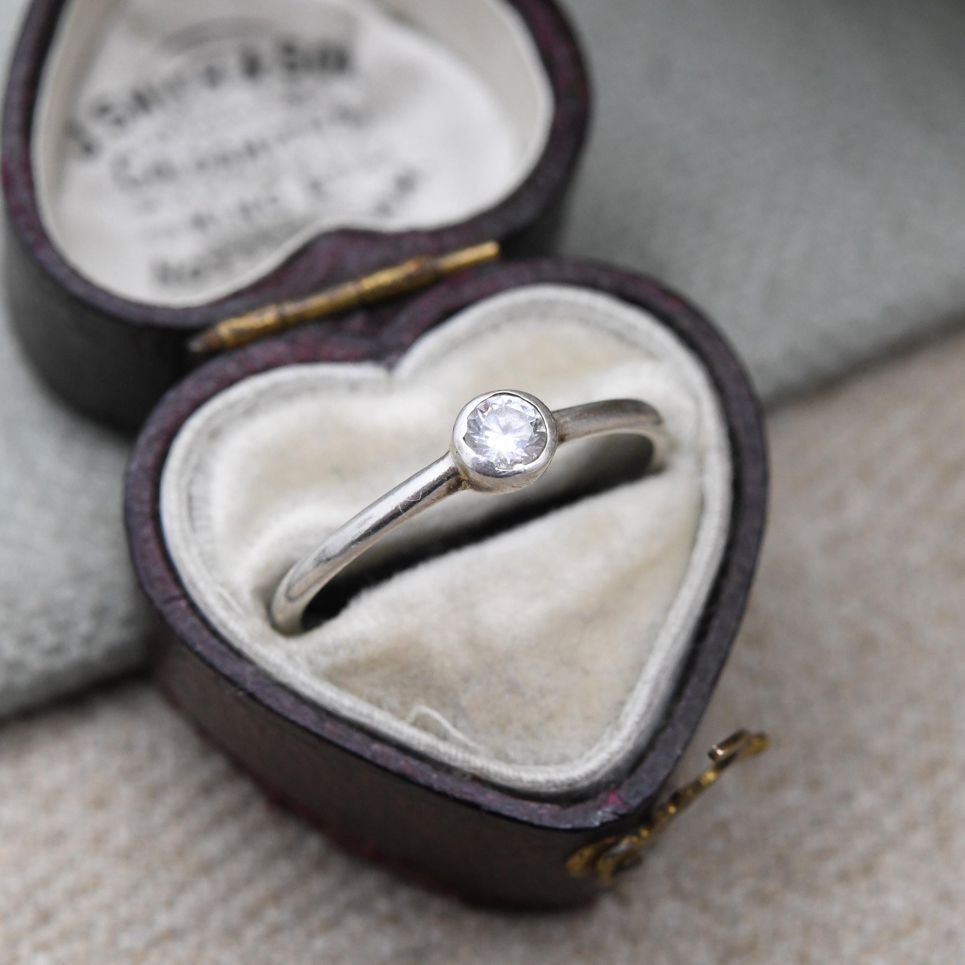 SIX Sterling Silver Clear Stone Solitaire Ring - Circular White Stone | Bezel | UK Size - P 1/2 | US Size - 7 3/4
