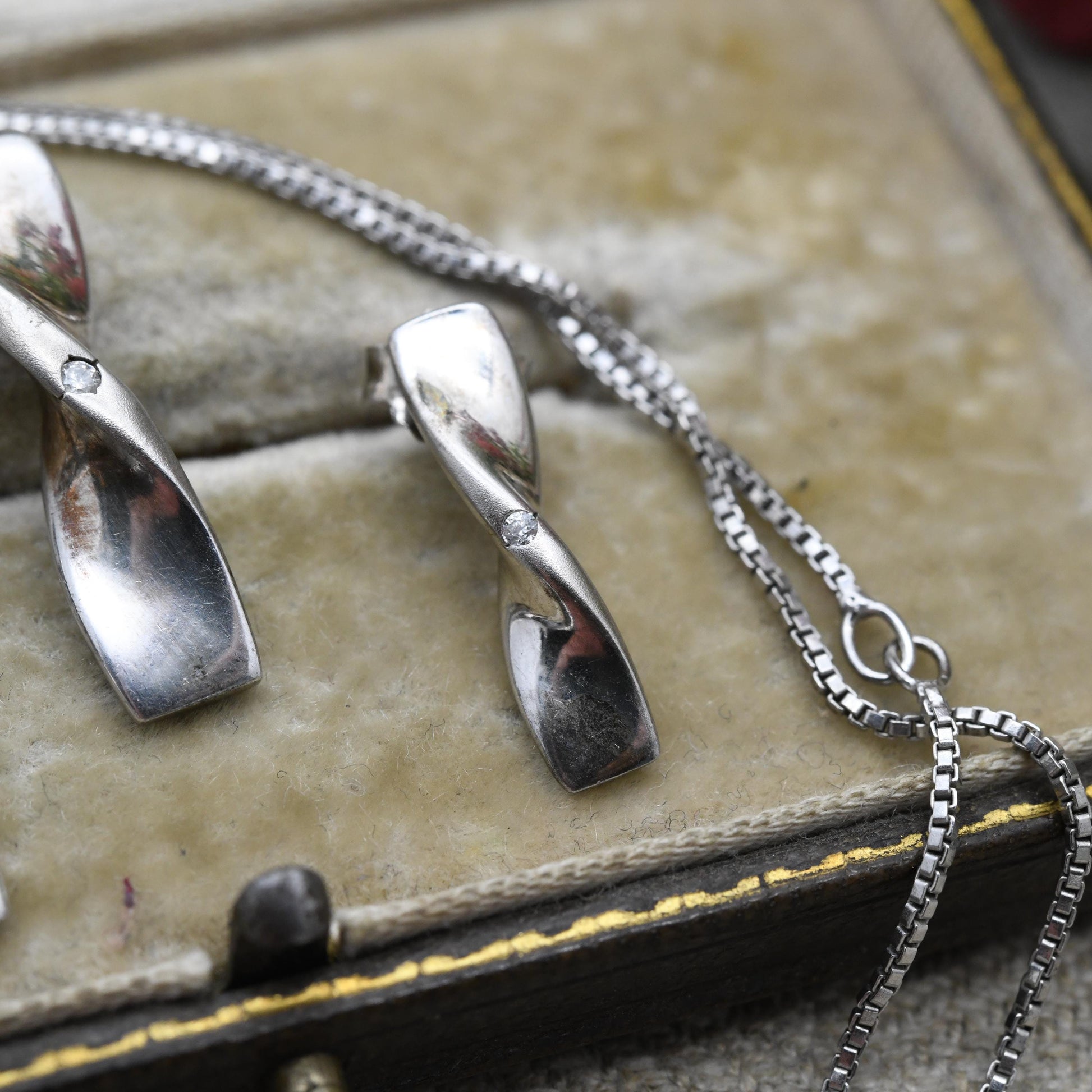 Sterling Silver Diamond Minimalist Necklace and Drop Earrings Set - Twisted Shape Flush White Stone | Gift for Her